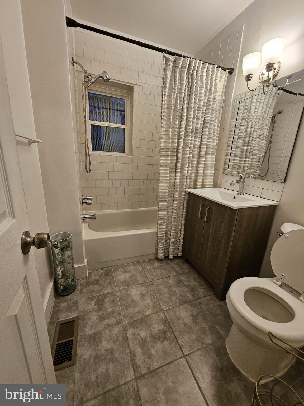 DRUID HEIGHTS - Residential Lease