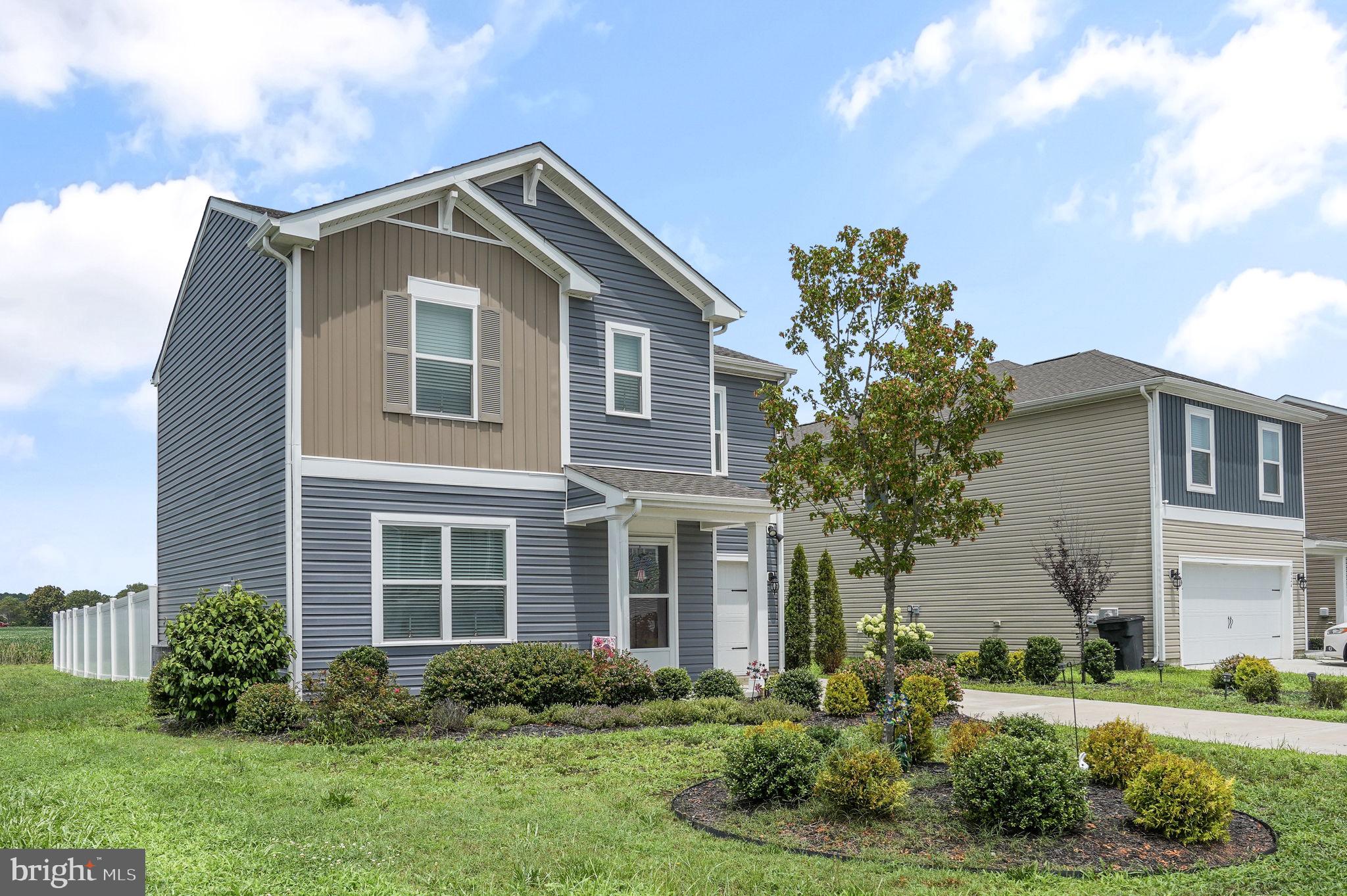 1922 N OLD MILL DRIVE