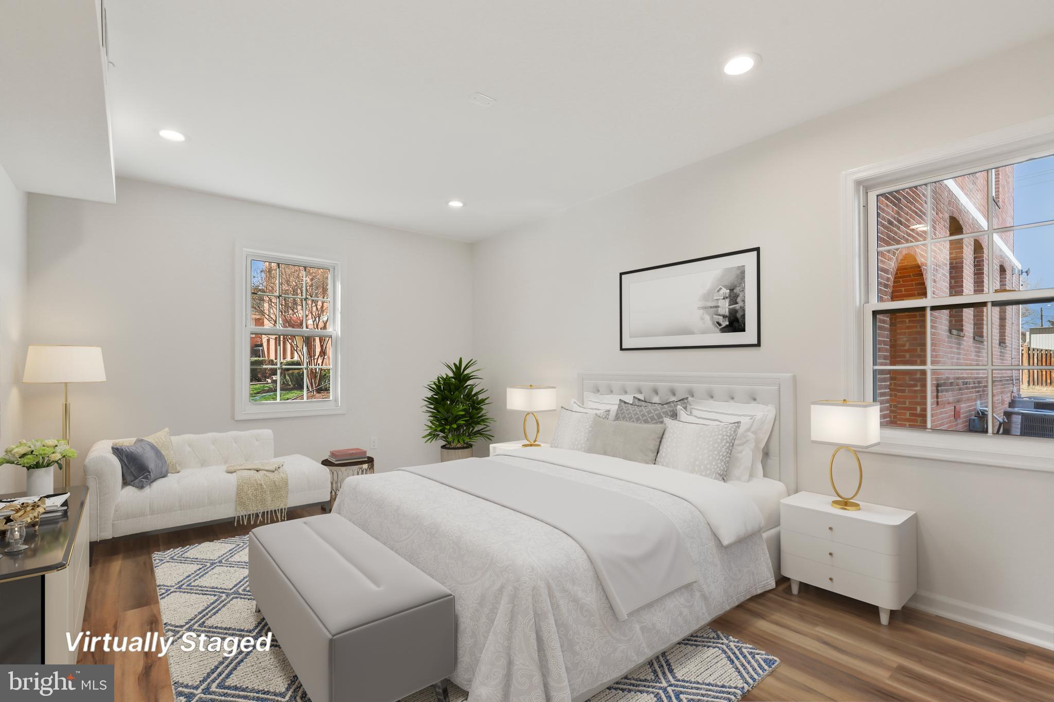 CAMBRIDGE COURTS - Residential