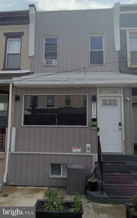 Townhouse For Sale - 217 N Wanamaker Street<br/> PHILADELPHIA, PA 19139