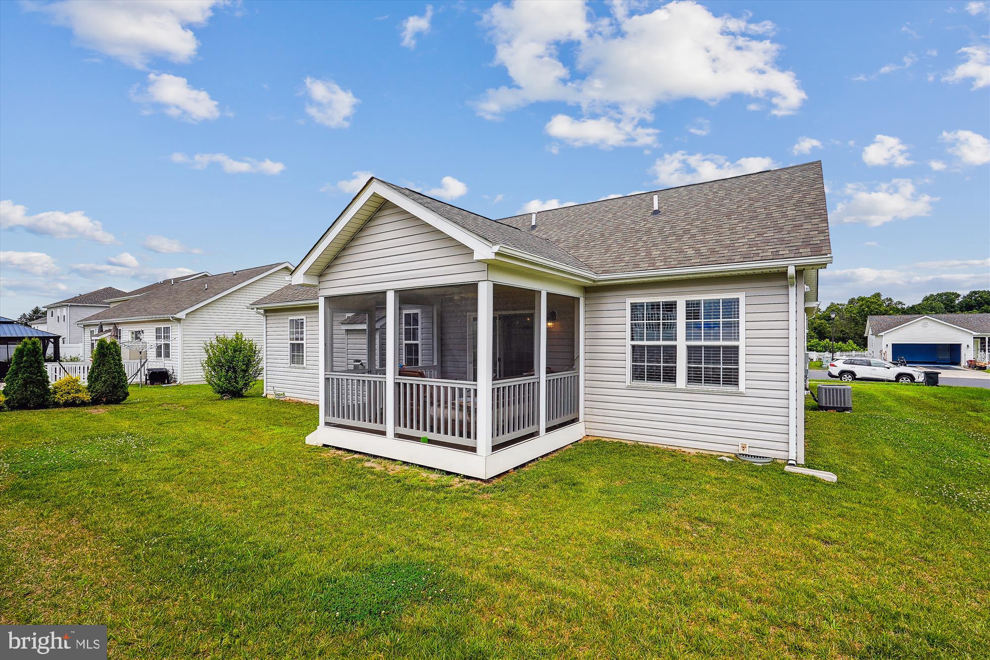 HERITAGE HILLS - Residential