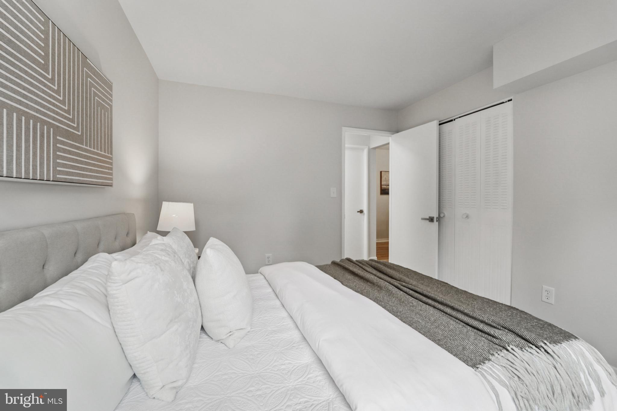 VILLAGE OF LONG REACH - Residential