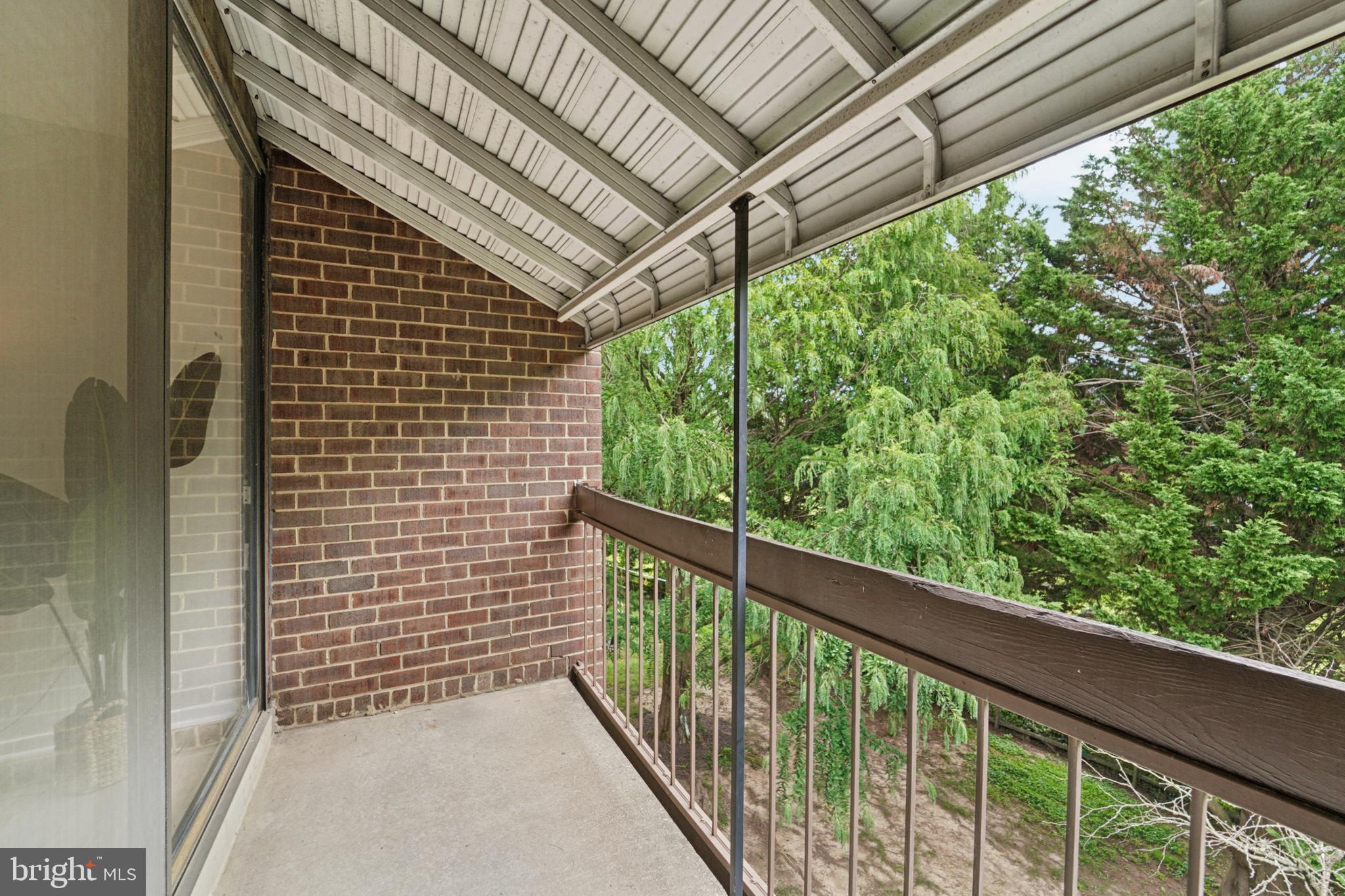 VILLAGE OF LONG REACH - Residential