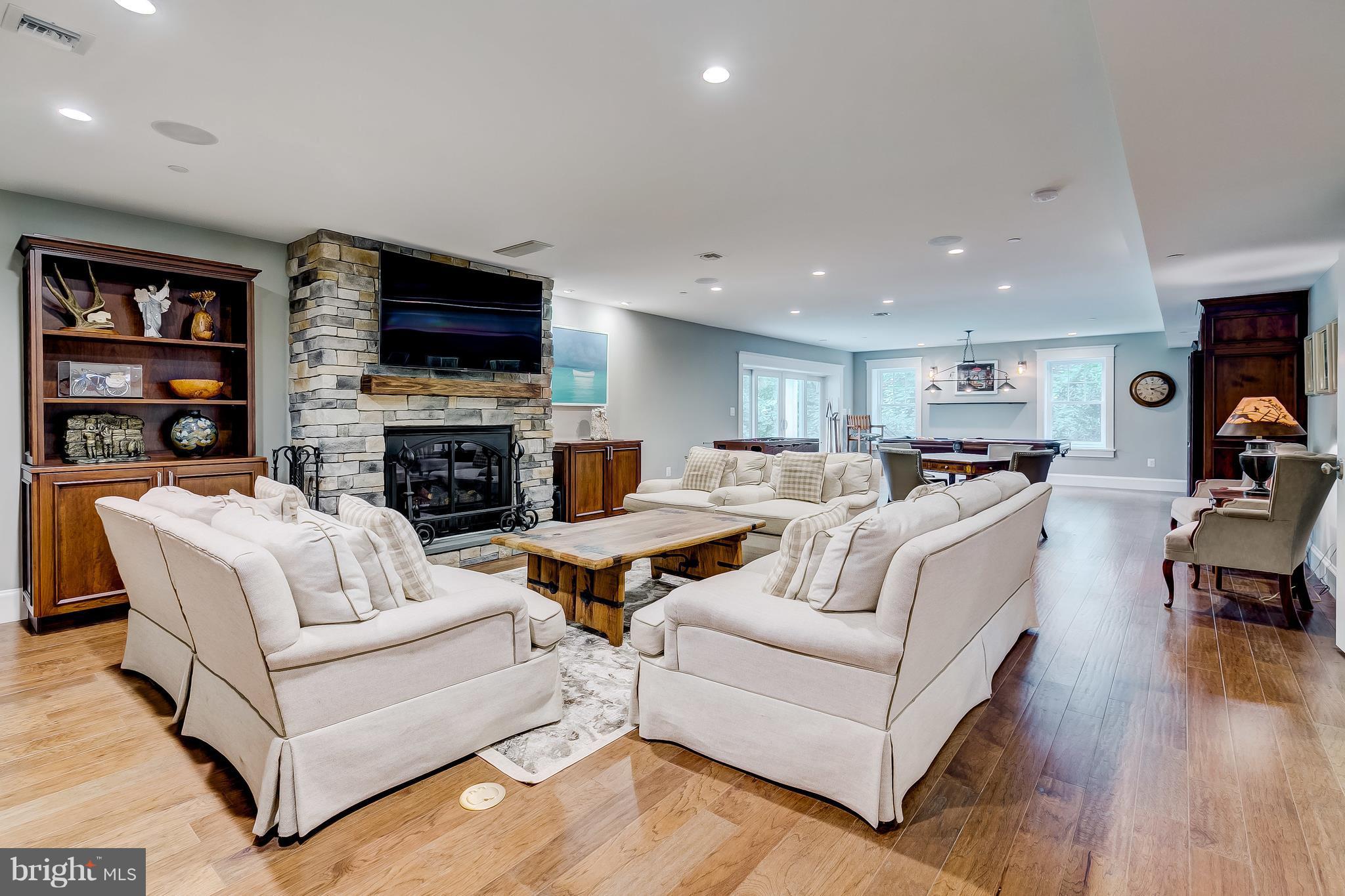 WEST ANNAPOLIS - Residential