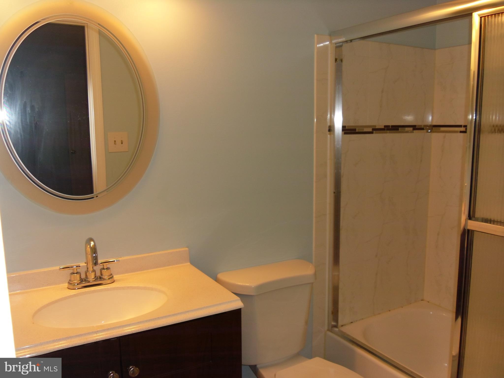 VALLEY STREAM ESTATES - Residential Lease