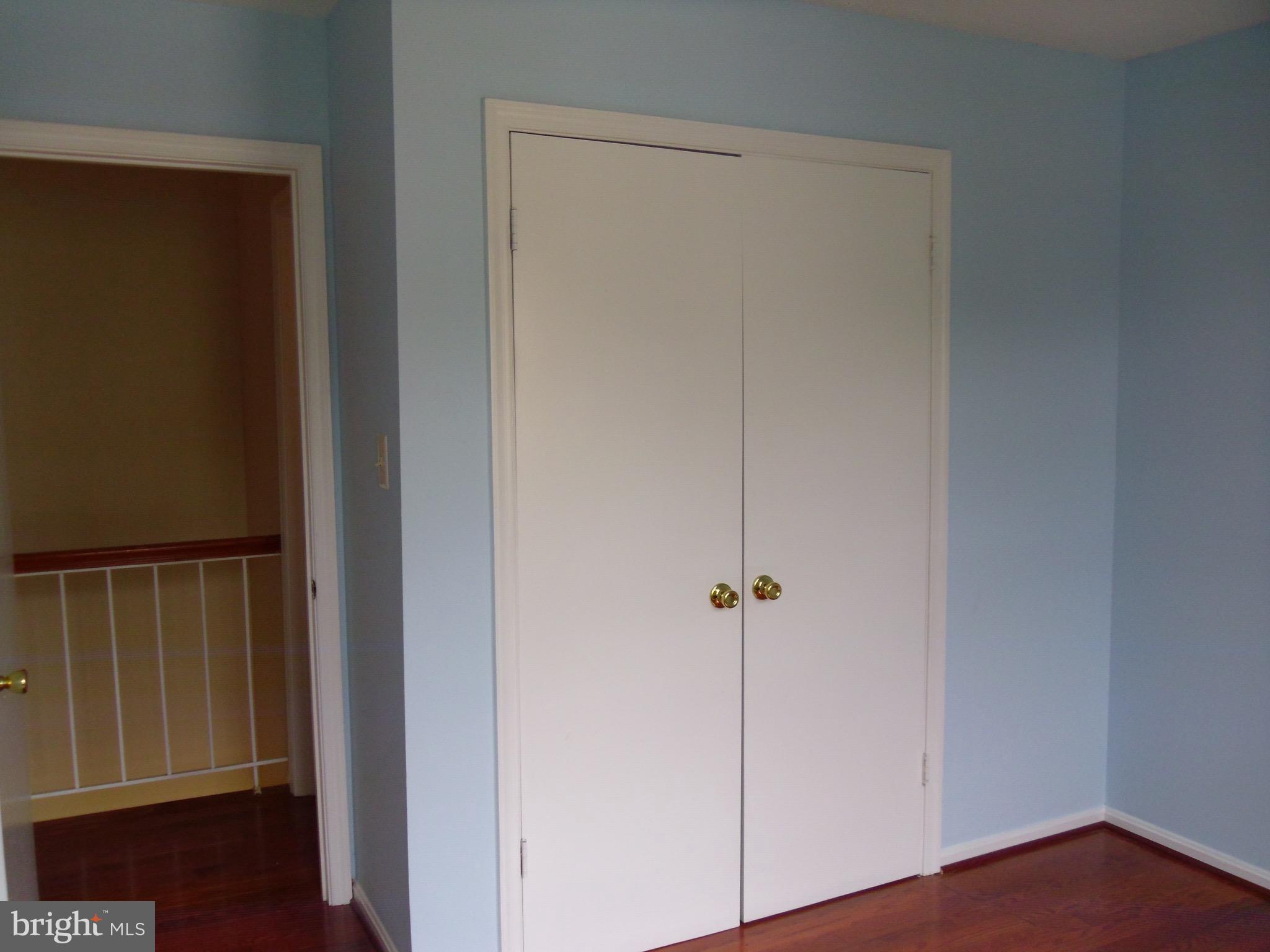 VALLEY STREAM ESTATES - Residential Lease