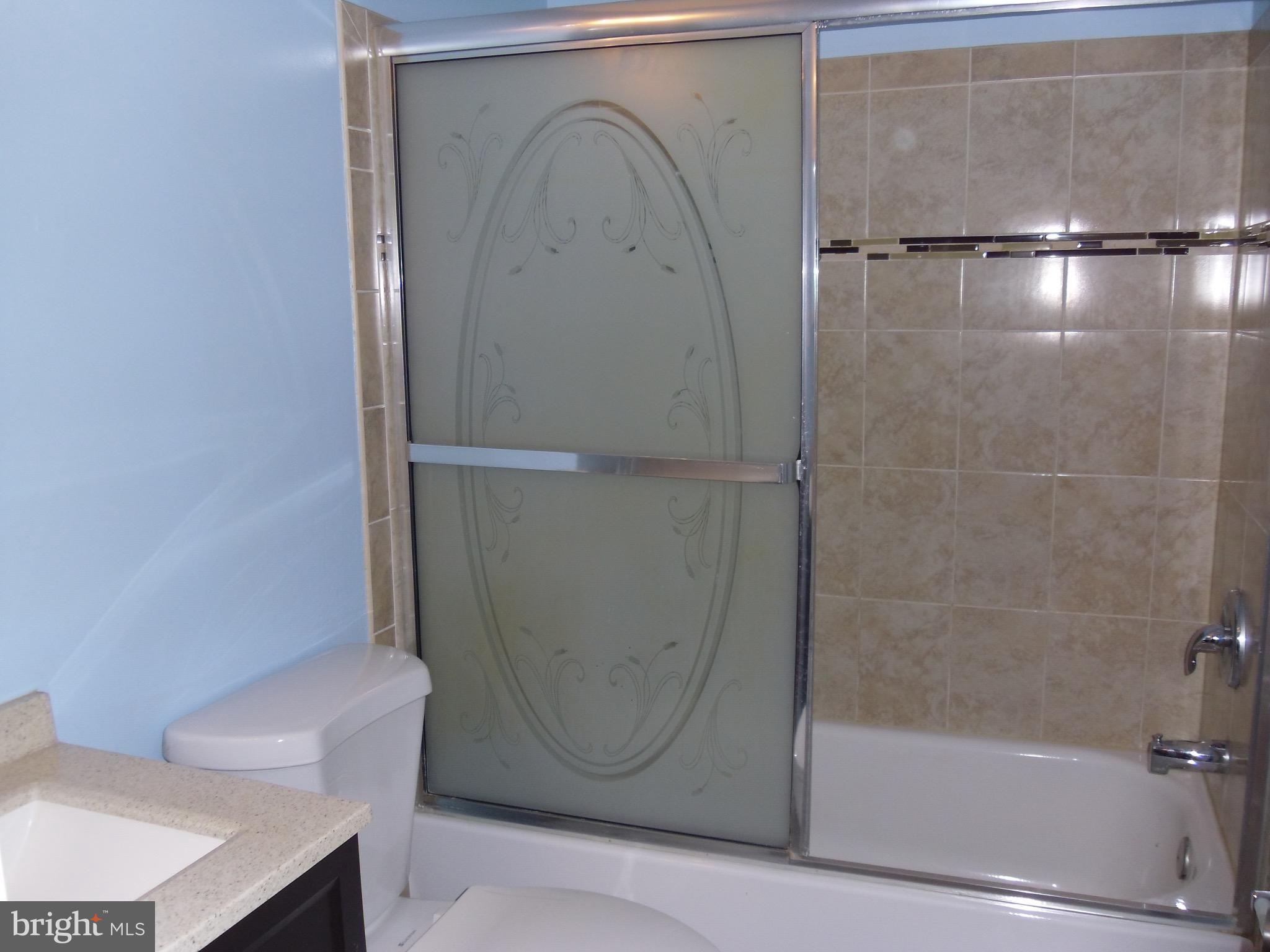 VALLEY STREAM ESTATES - Residential Lease