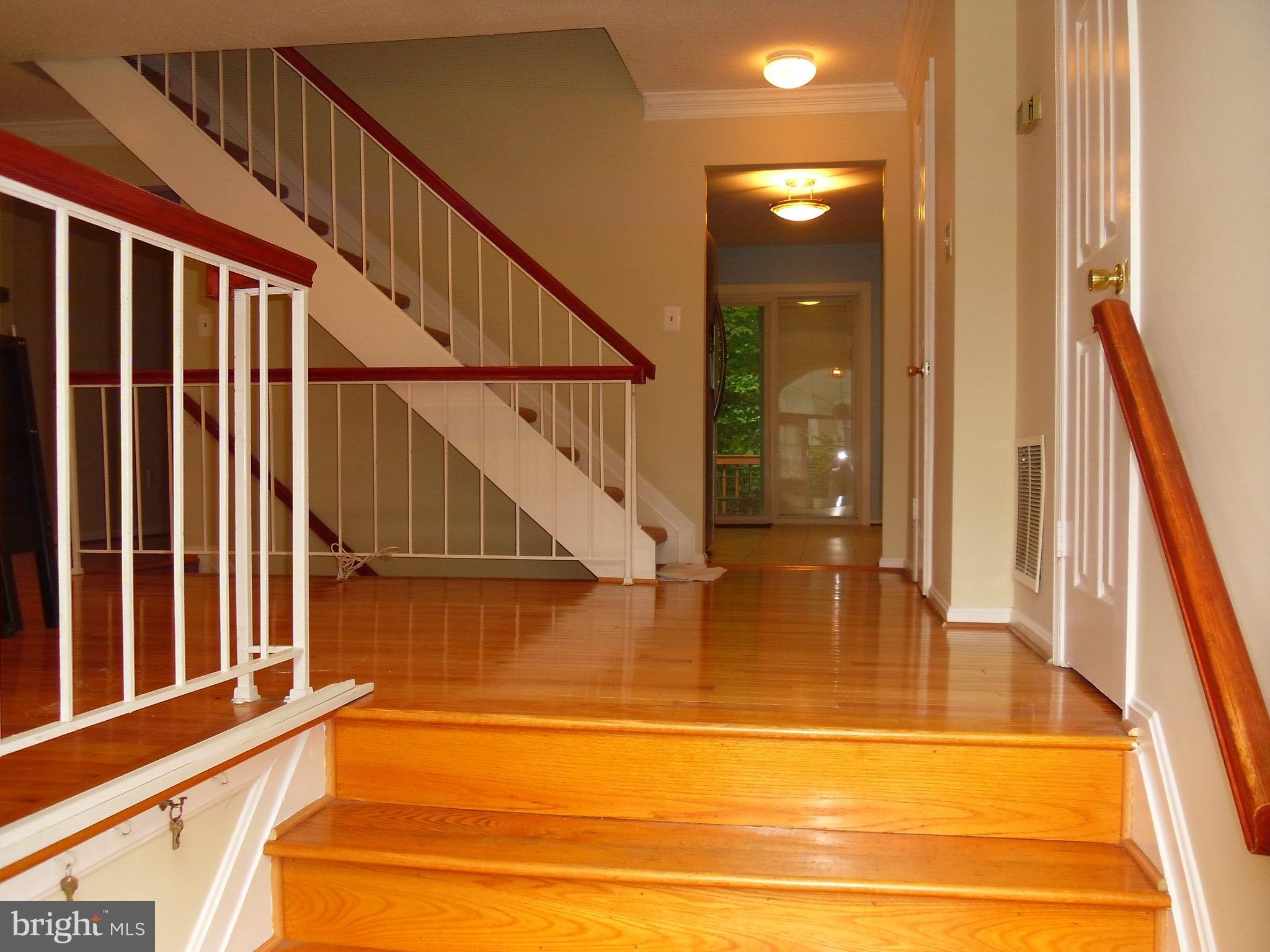 VALLEY STREAM ESTATES - Residential Lease