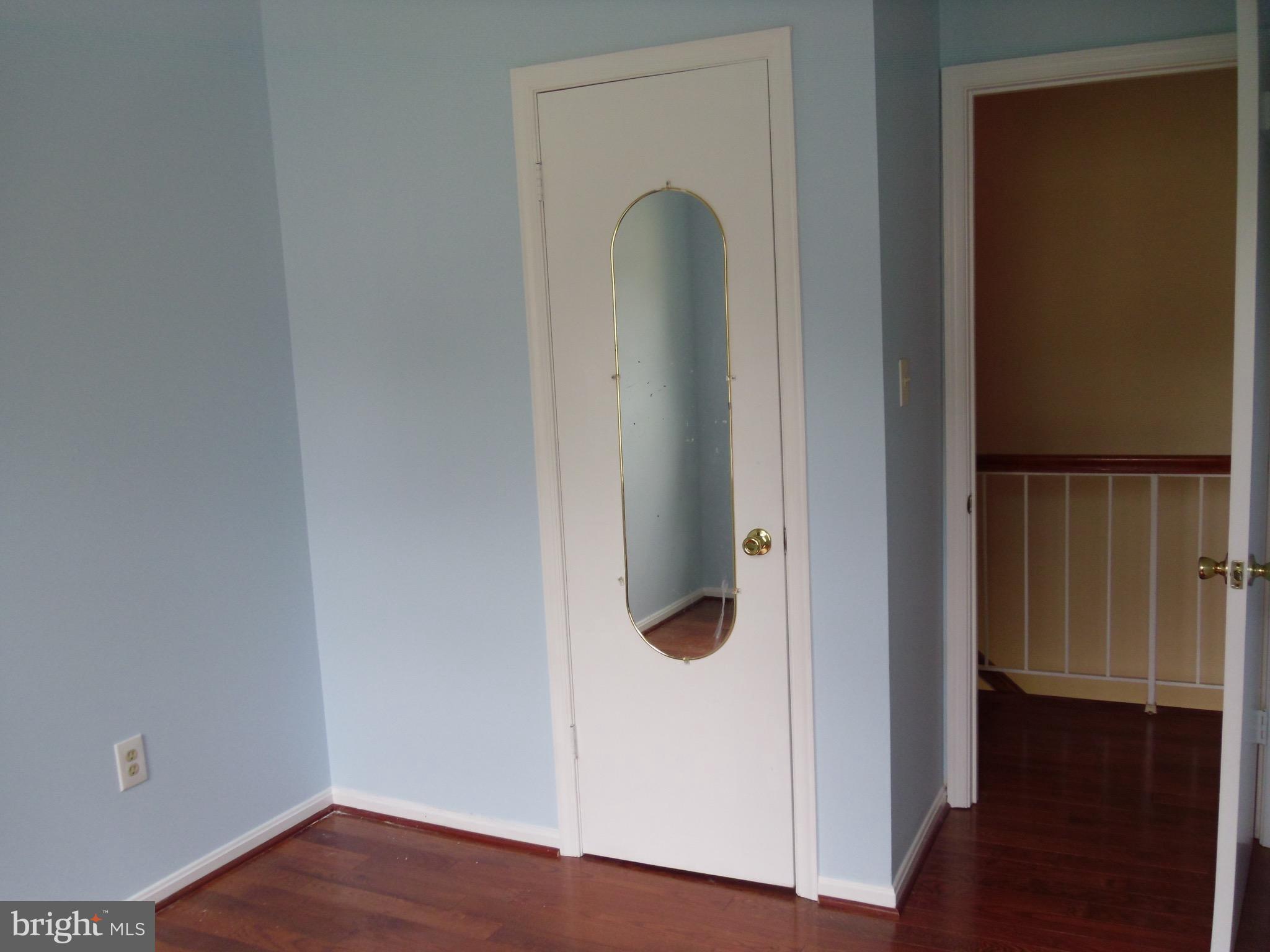 VALLEY STREAM ESTATES - Residential Lease