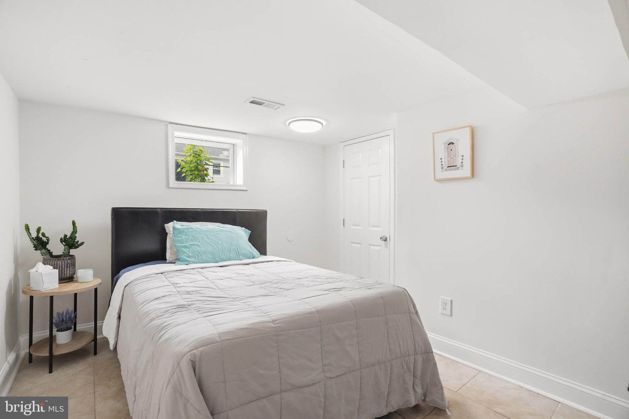 BROOKLYN HEIGHTS - Residential