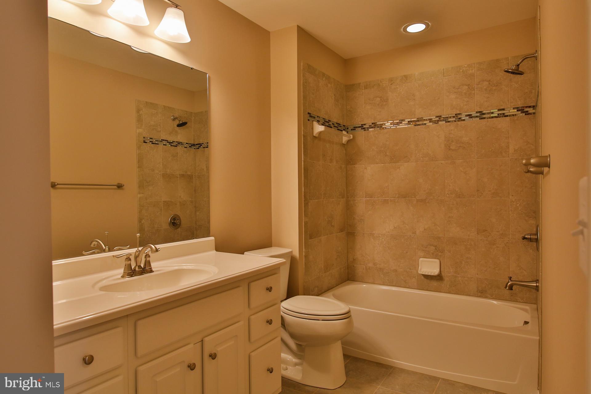 TANYARD SHORES - Residential