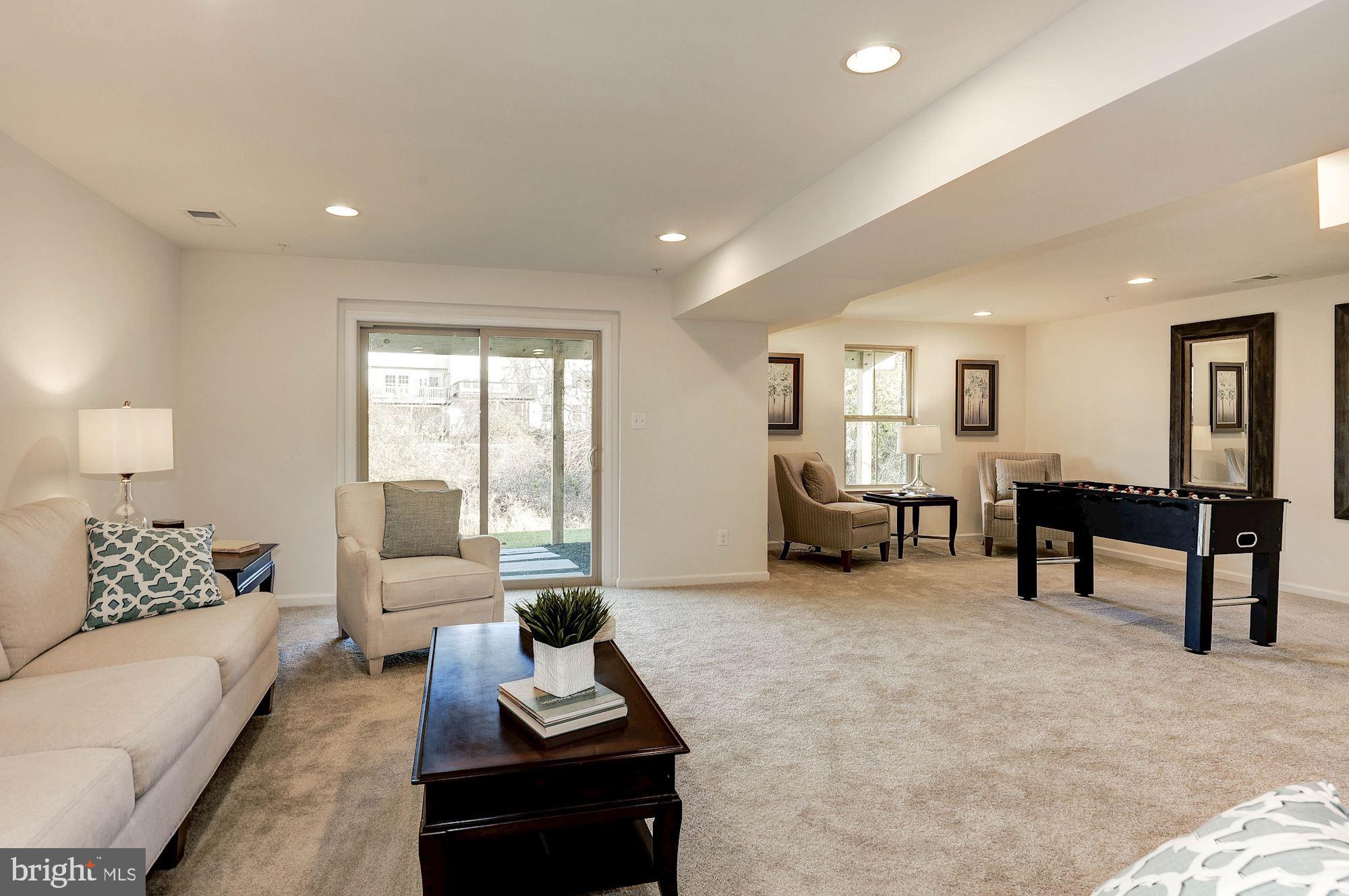 TANYARD SHORES - Residential