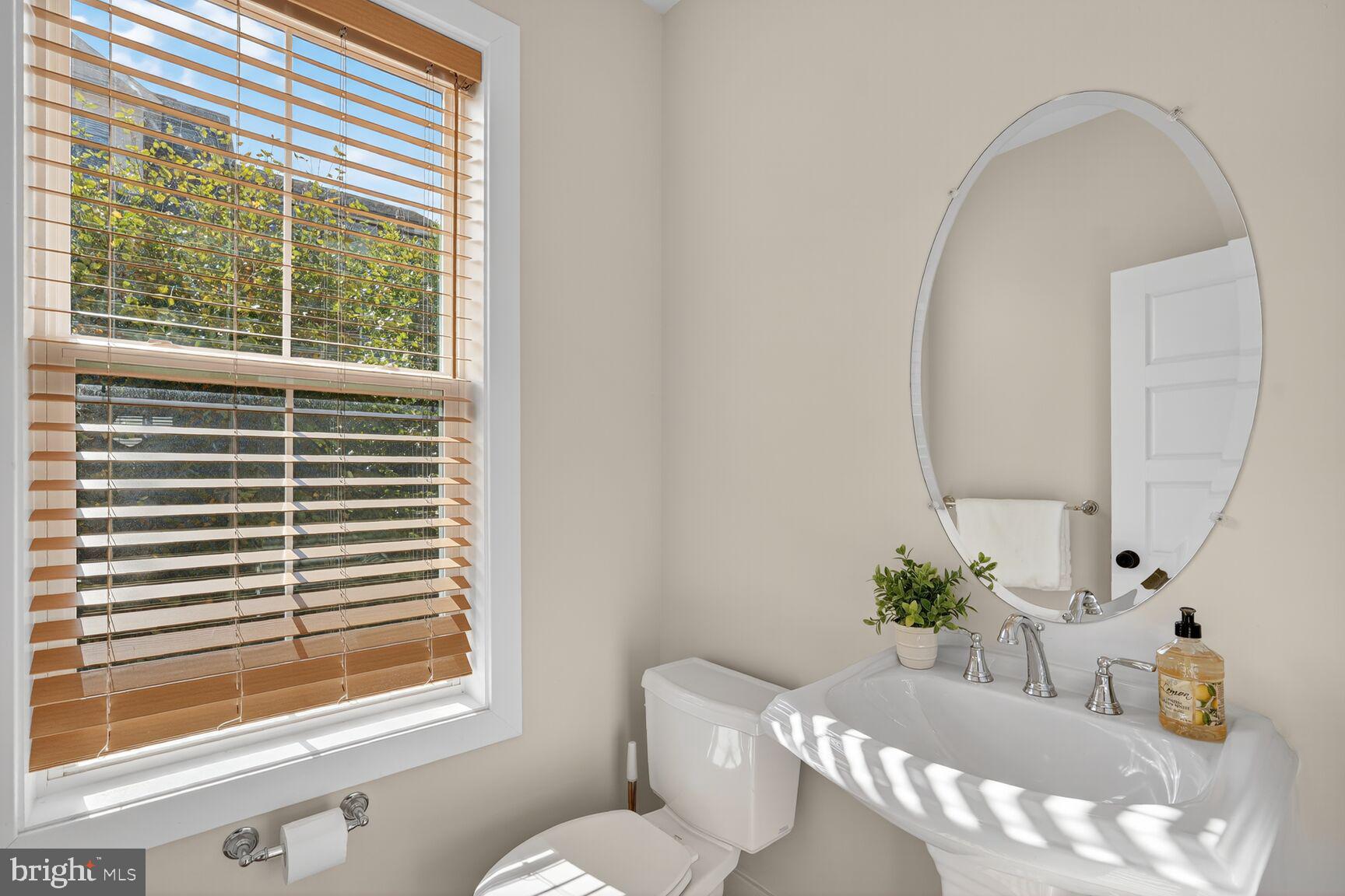 GLENMONT METROCENTRE - Residential