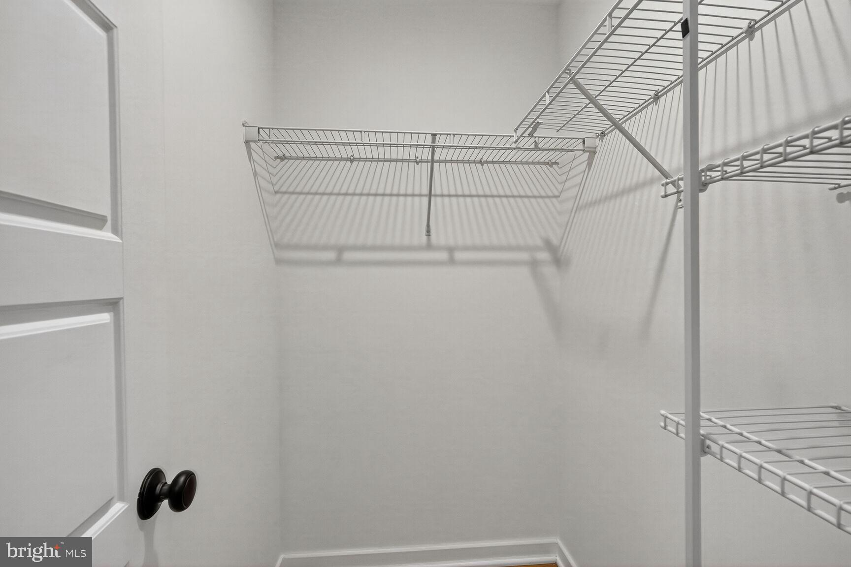 GLENMONT METROCENTRE - Residential