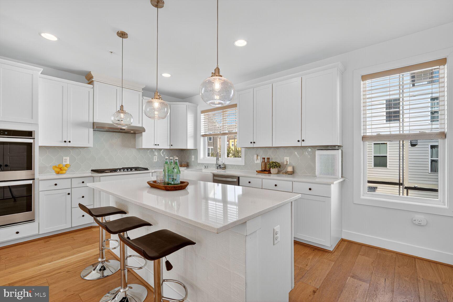 GLENMONT METROCENTRE - Residential