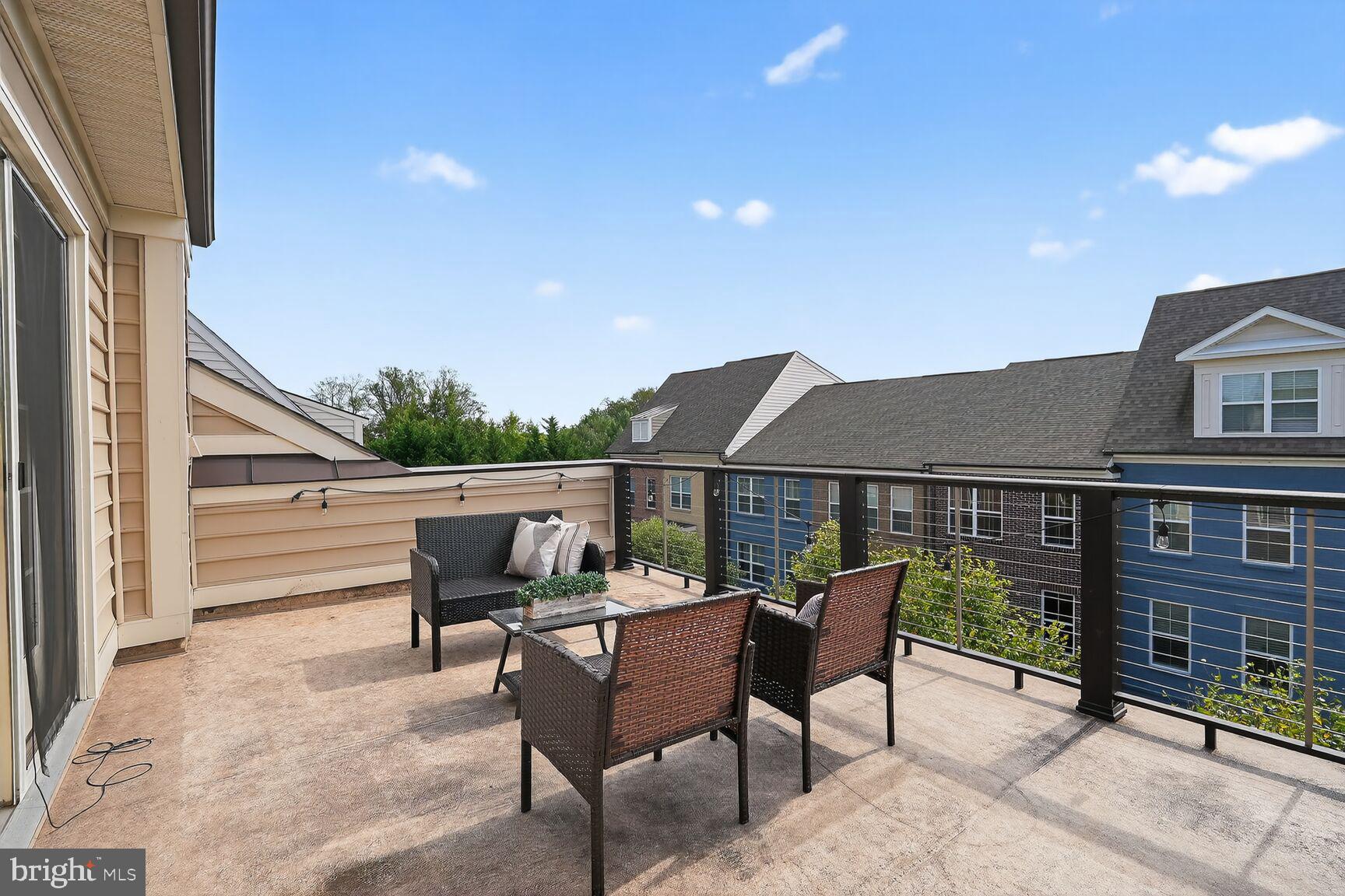 GLENMONT METROCENTRE - Residential