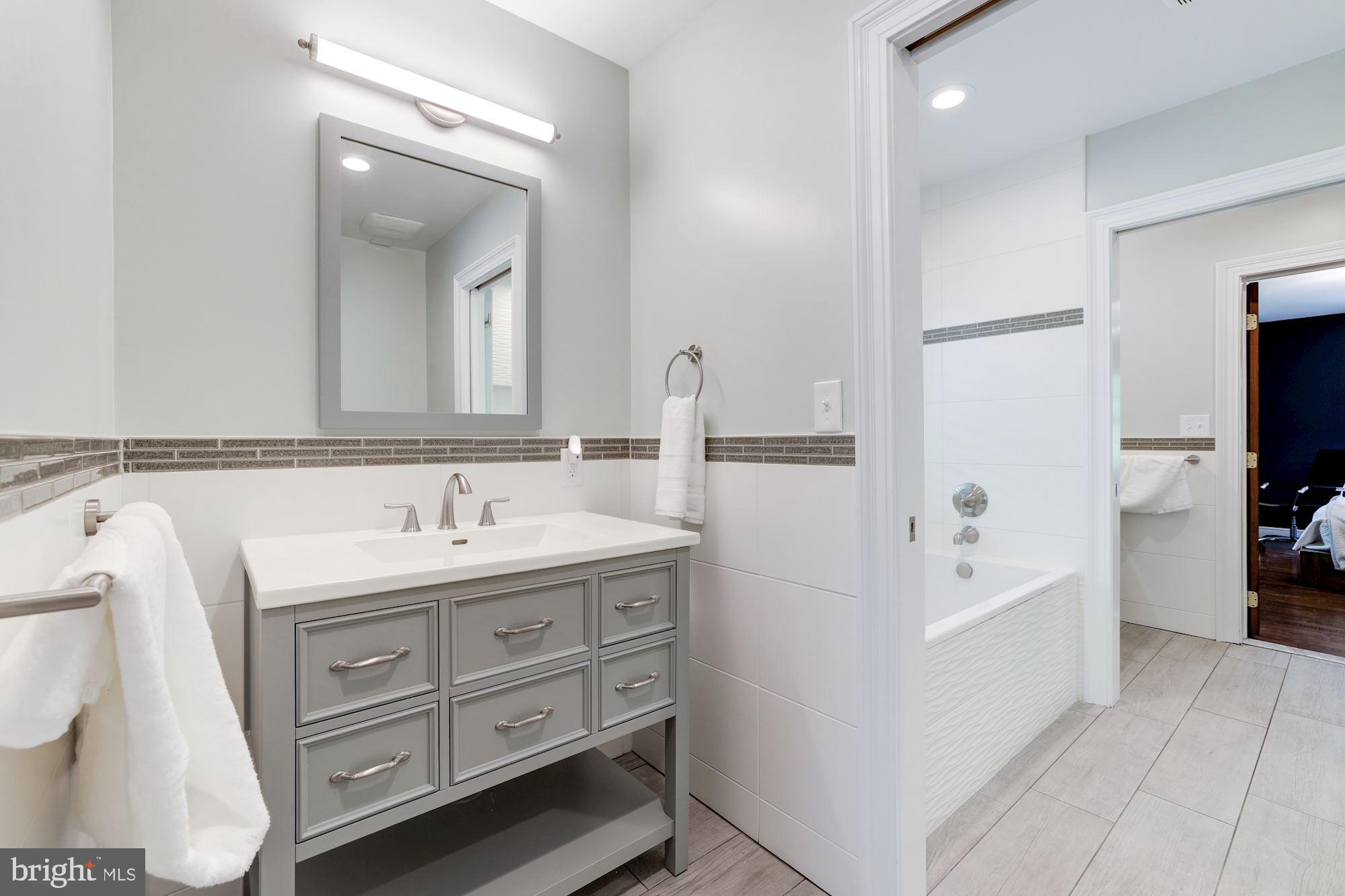 FRANKLIN PARK - Residential