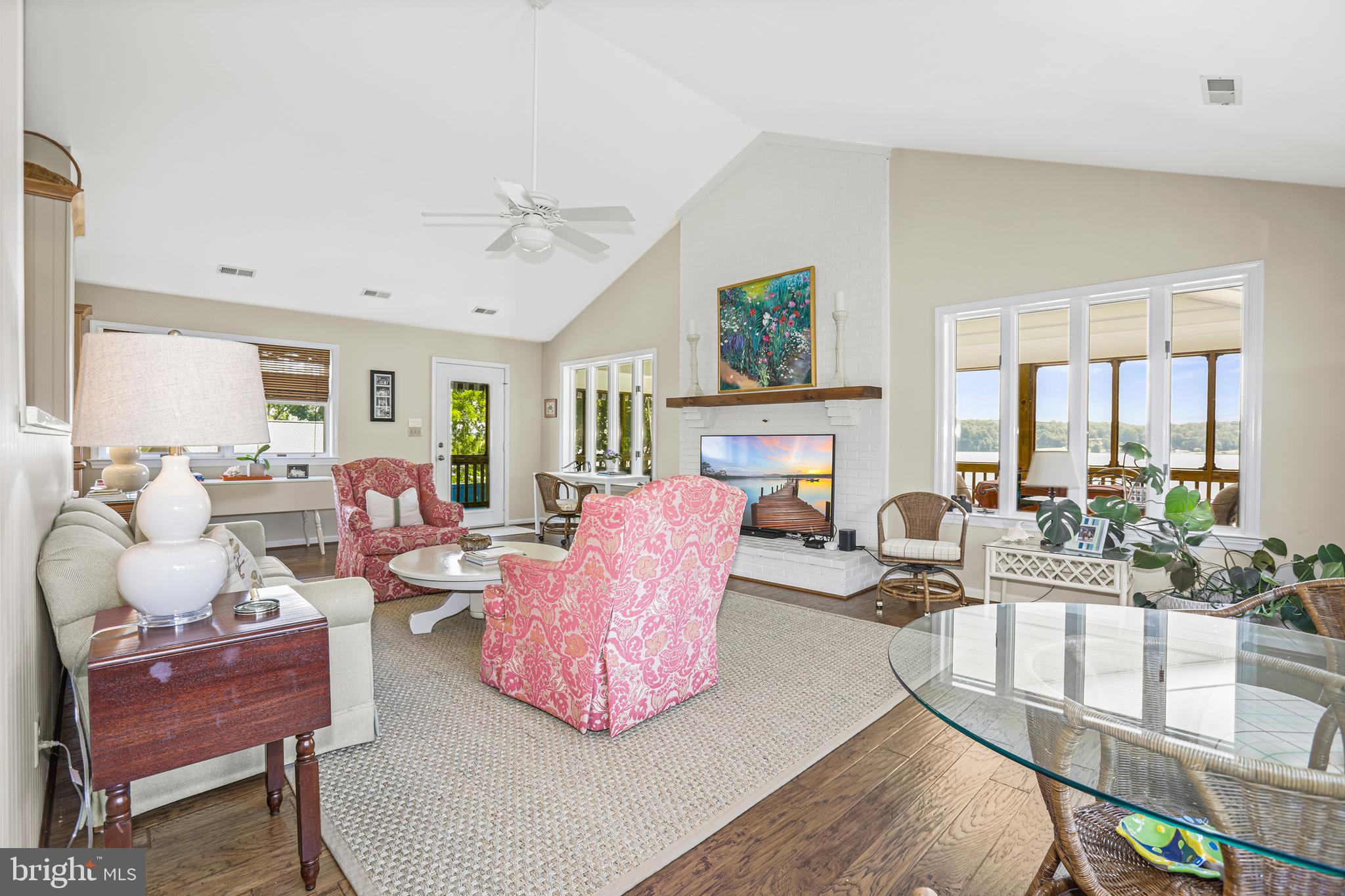 MARLBOROUGH POINT - Residential Lease