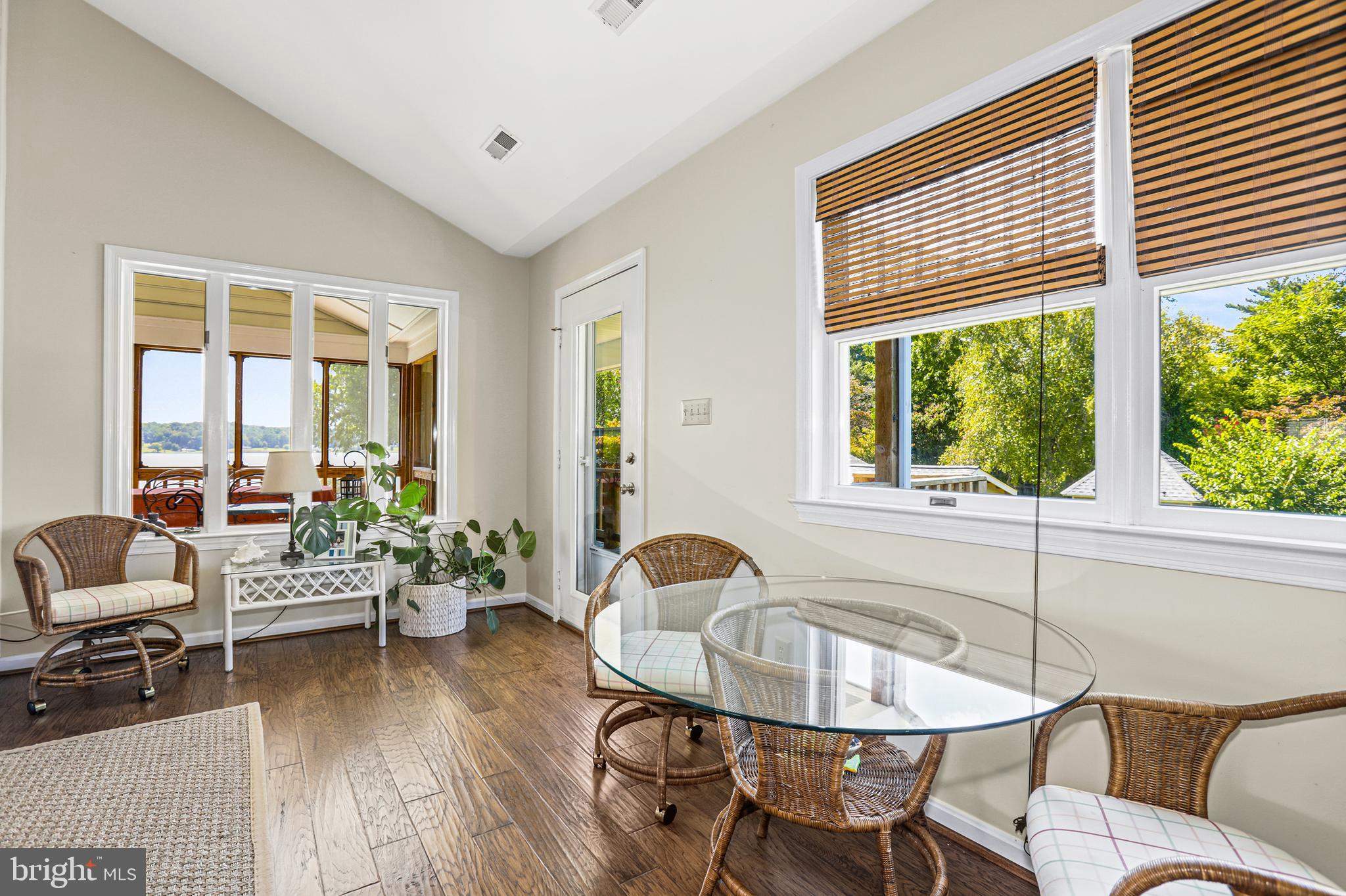 MARLBOROUGH POINT - Residential Lease