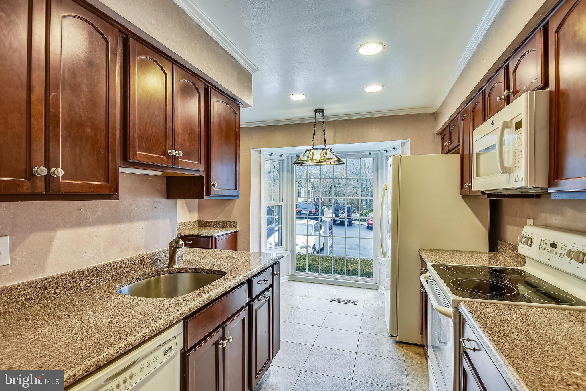 LAKE LOUISE - Residential