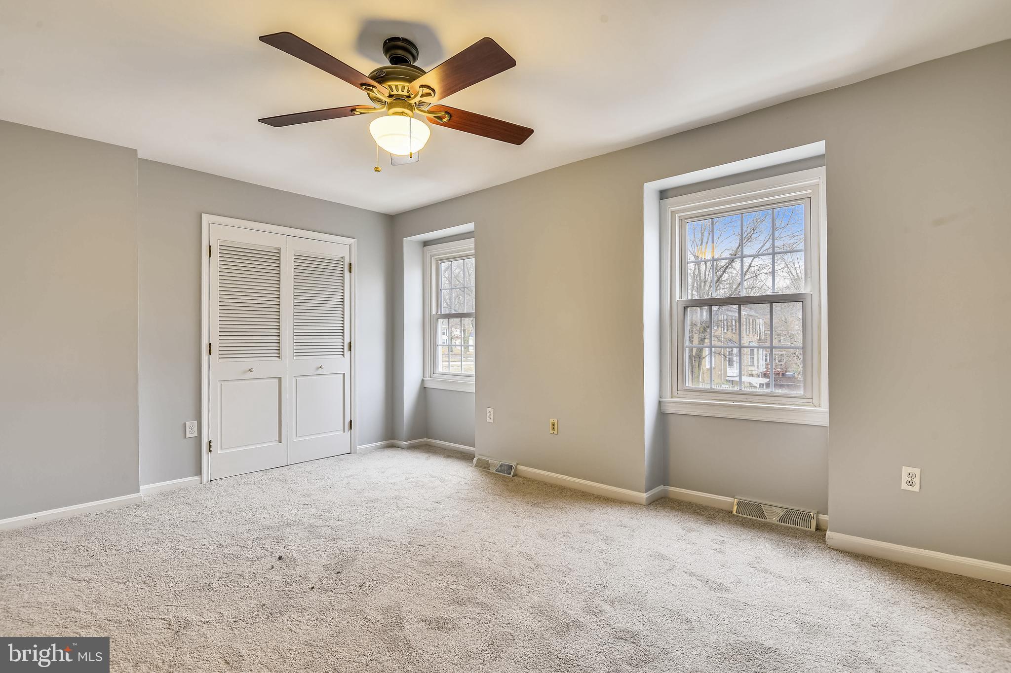 LAKE LOUISE - Residential