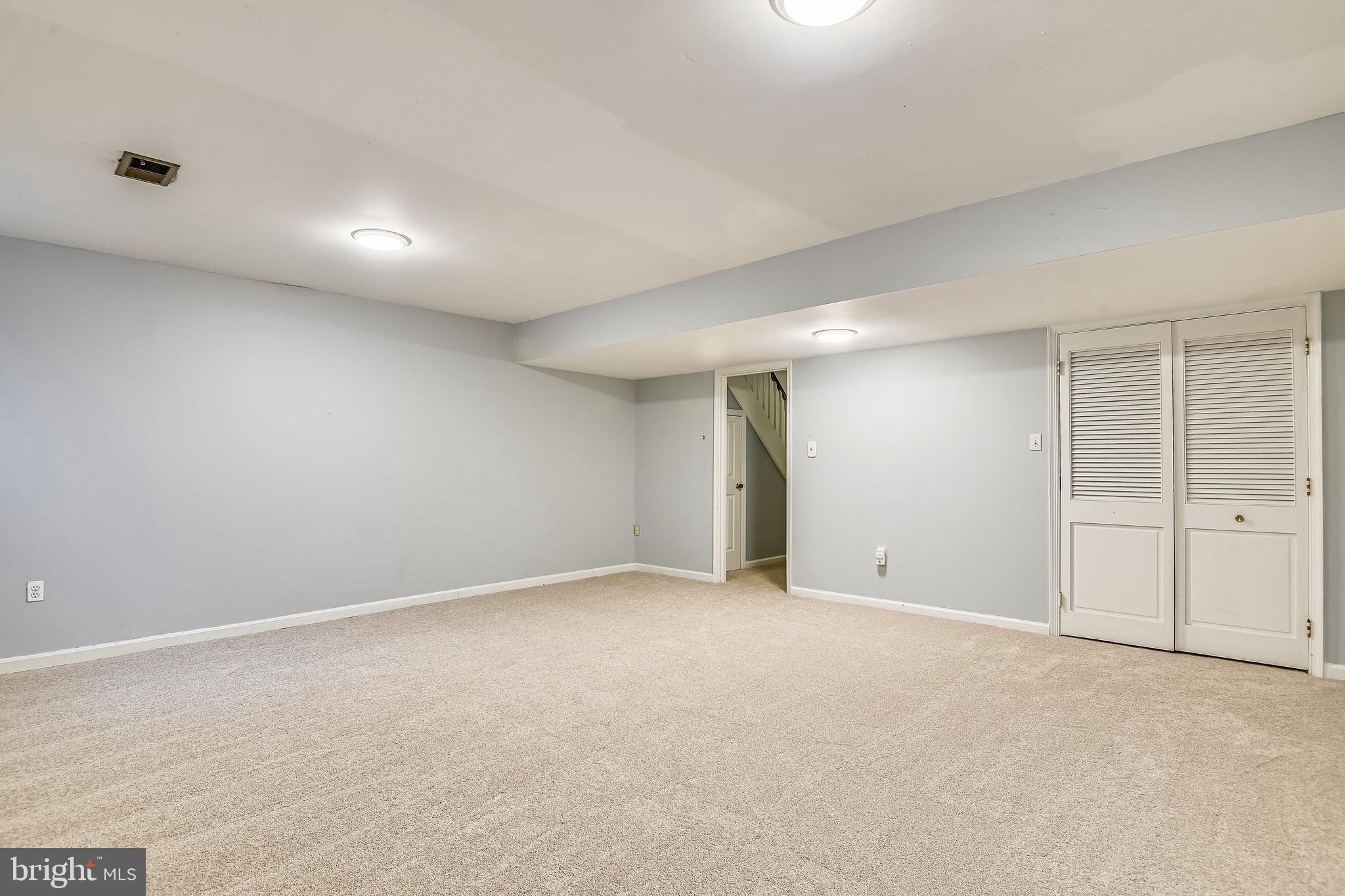 LAKE LOUISE - Residential