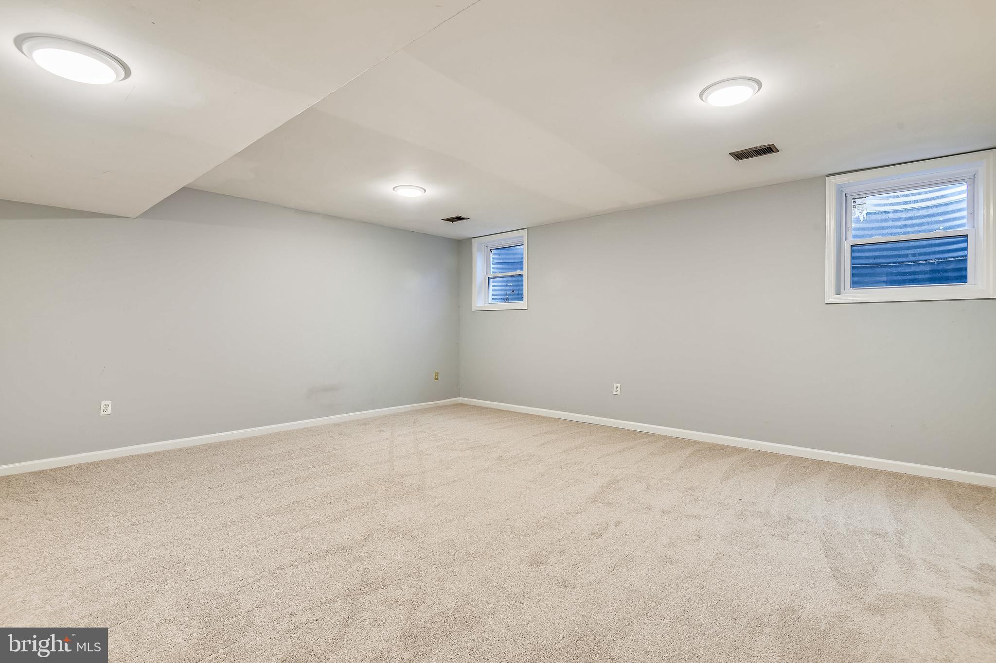 LAKE LOUISE - Residential