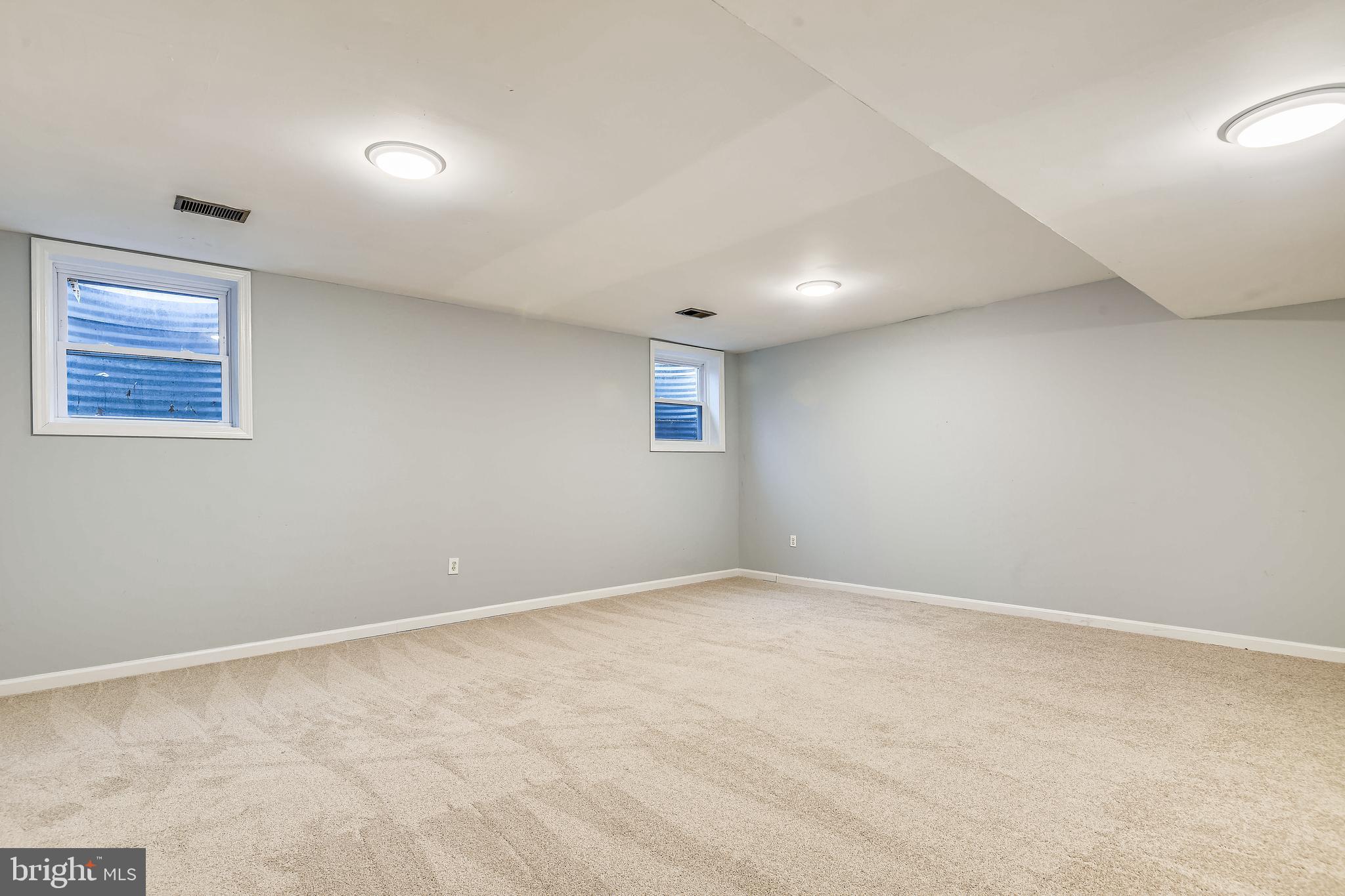 LAKE LOUISE - Residential