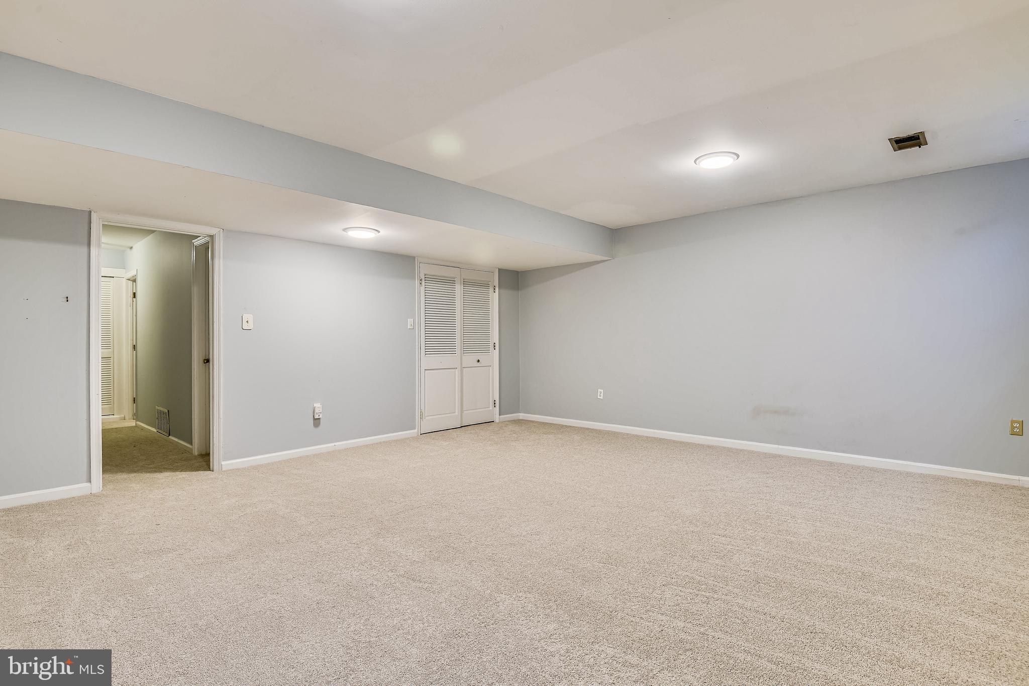 LAKE LOUISE - Residential