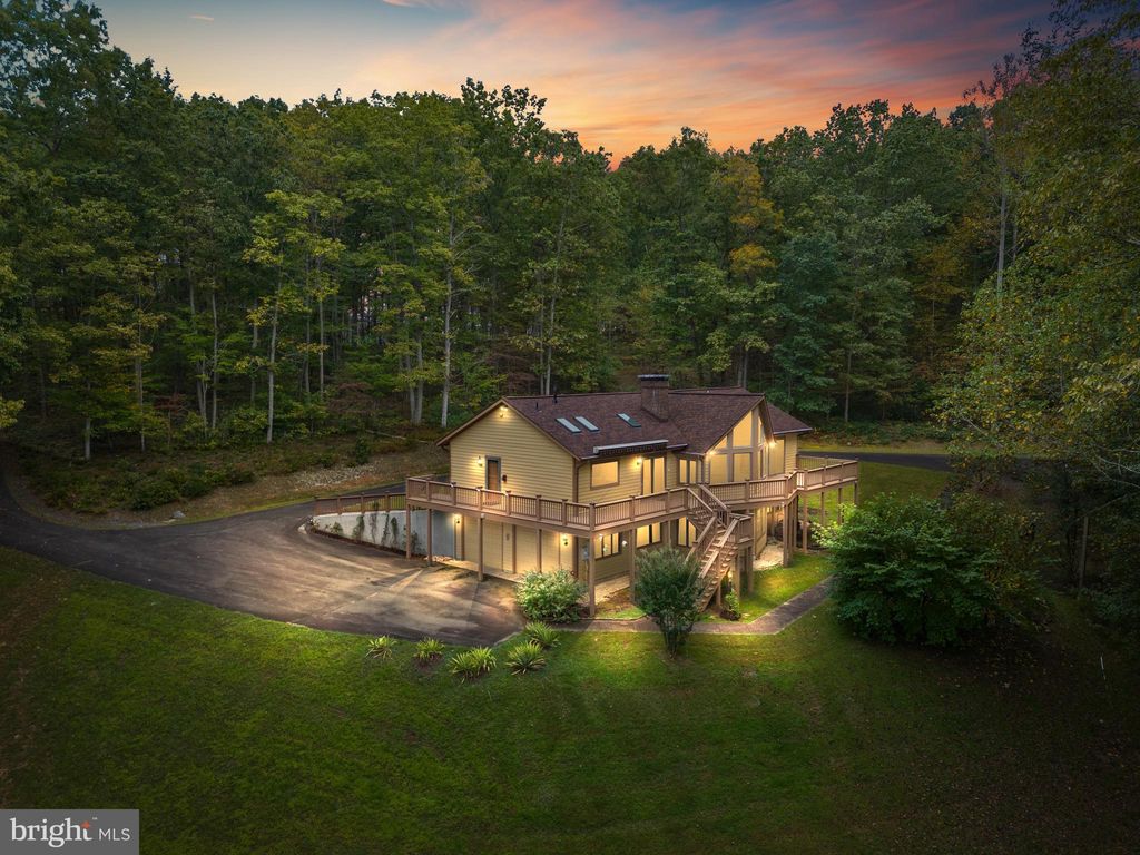 Photo of 7264 Tapps Ford Road, AMISSVILLE, VA 20106 (MLS # VAFQ2019366)