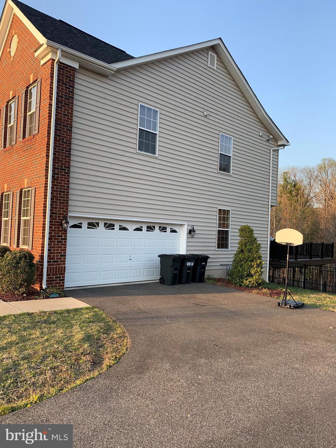 WINDSONG-PLAT 1> - Residential