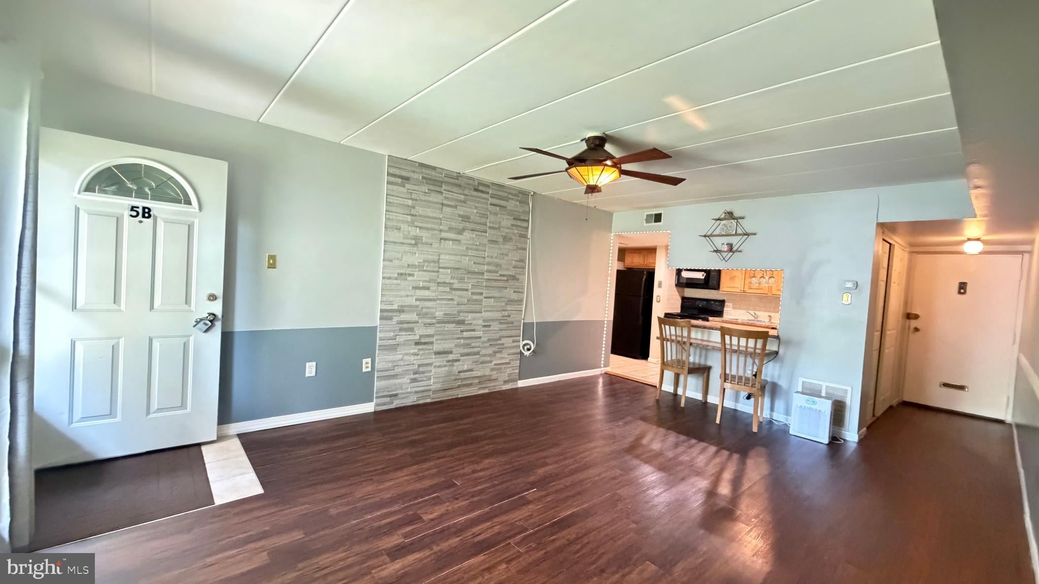 233 TOWNSHIP LINE ROAD 5B