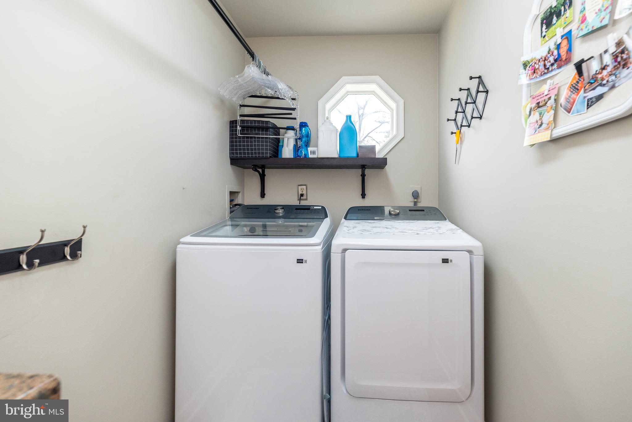 FOX CREEK - Residential