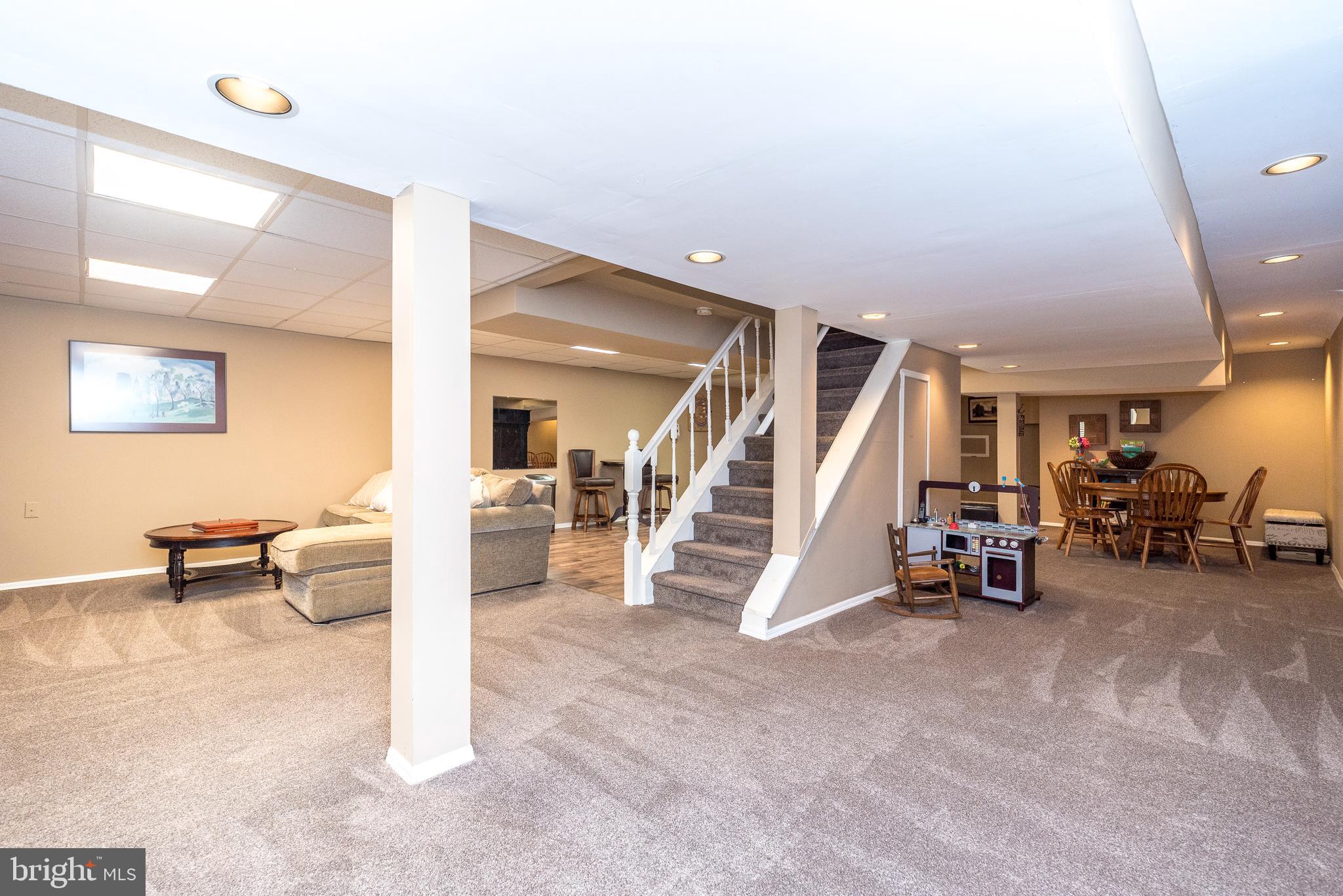 FOX CREEK - Residential