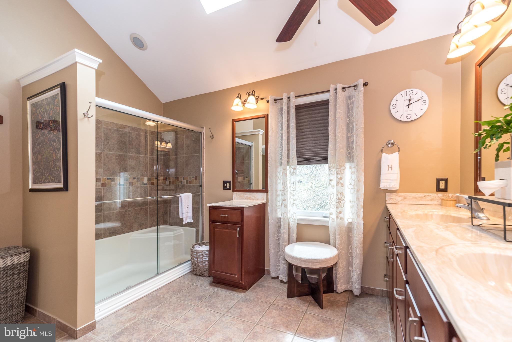 FOX CREEK - Residential