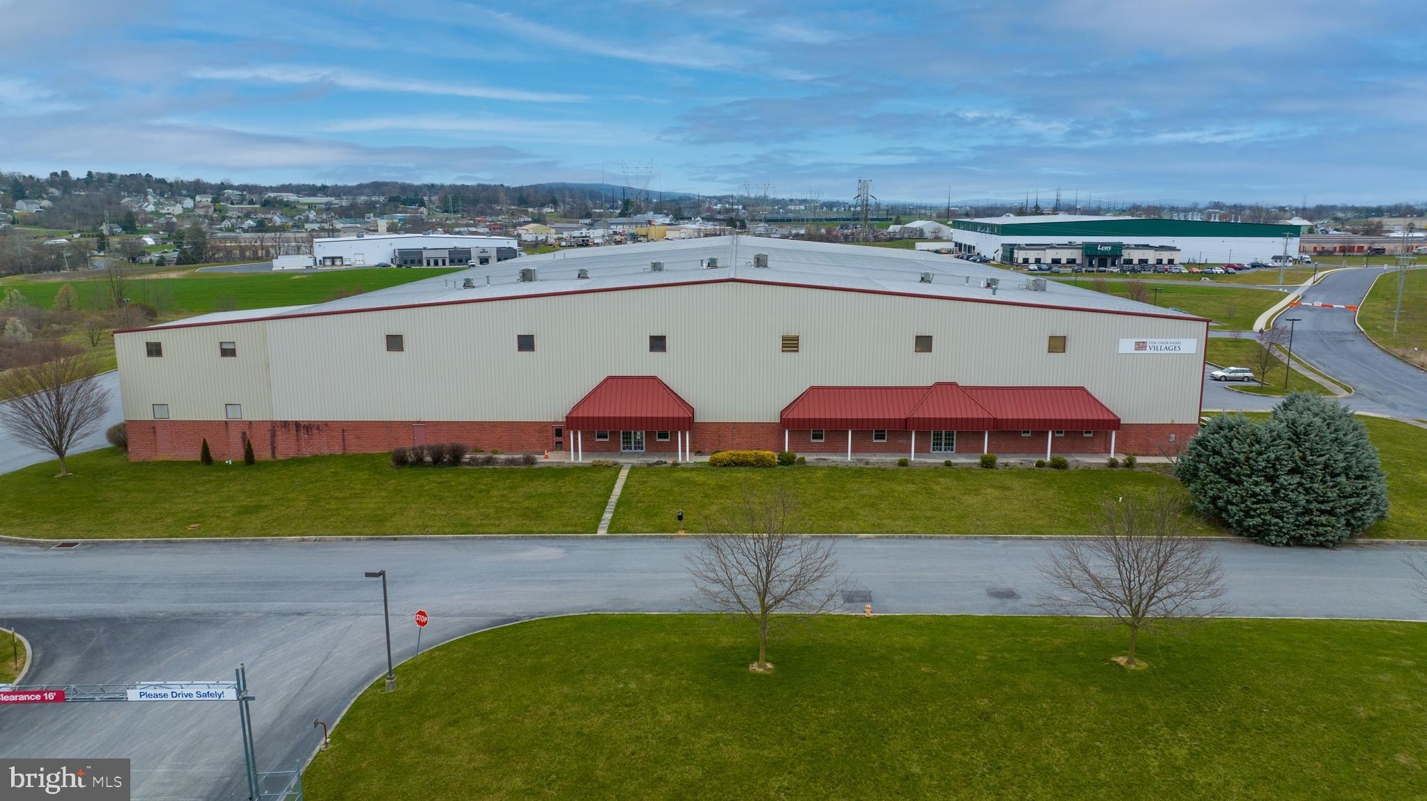 109,000 +/- SF industrial building located in Brownstown, right off US 222. The property was built in 2005 and has been well maintained. It features ceiling heights up to 40', is fully sprinklered, and has a demising wall for multi-tenancy. In addition, the property is served by seven loading docks with edge-of-dock levelers, one 14'x14' drive in door, and four interior loading docks with levelers in a covered interior loading area accessible by four 12'x14' drive in doors. Approximately 69,920 SF is owner-occupied by the seller, who is interested in leasing back the space, and Primo Water North America leases the remaining 38,992 SF.