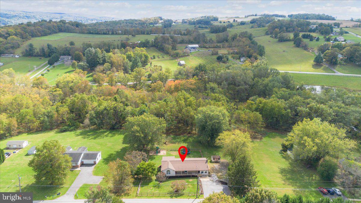 WOLFSVILLE - Residential