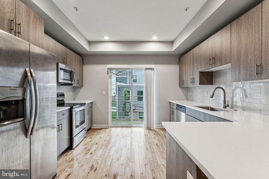 Welcome to this stunning, newer construction apartment in Brewerytown featuring 1 bedroom and 1 full bathroom. This apartment features a beautiful contemporary kitchen with stainless steel appliances, spacious bedrooms with walk-in closets, gorgeous hardwood floors, a washer/dryer, recessed lighting, and advanced security features! Walking distance to all the shops and restaurants on Girard Avenue, Fairmount Avenue, and museums on the Ben Franklin Parkway. The apartment is within proximity to Center City, public transportation, and all major highways. CATS are okay. Landlord will consider pets on a case-by-case basis. Tenants pay all utilities.