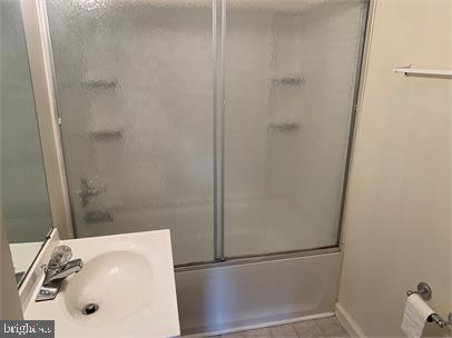 CENTRAL PARK TOWNHOMES - Residential Lease