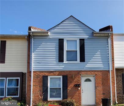 CENTRAL PARK TOWNHOMES - Residential Lease