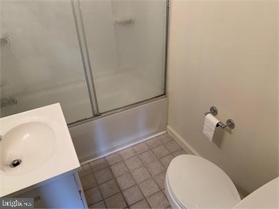 CENTRAL PARK TOWNHOMES - Residential Lease