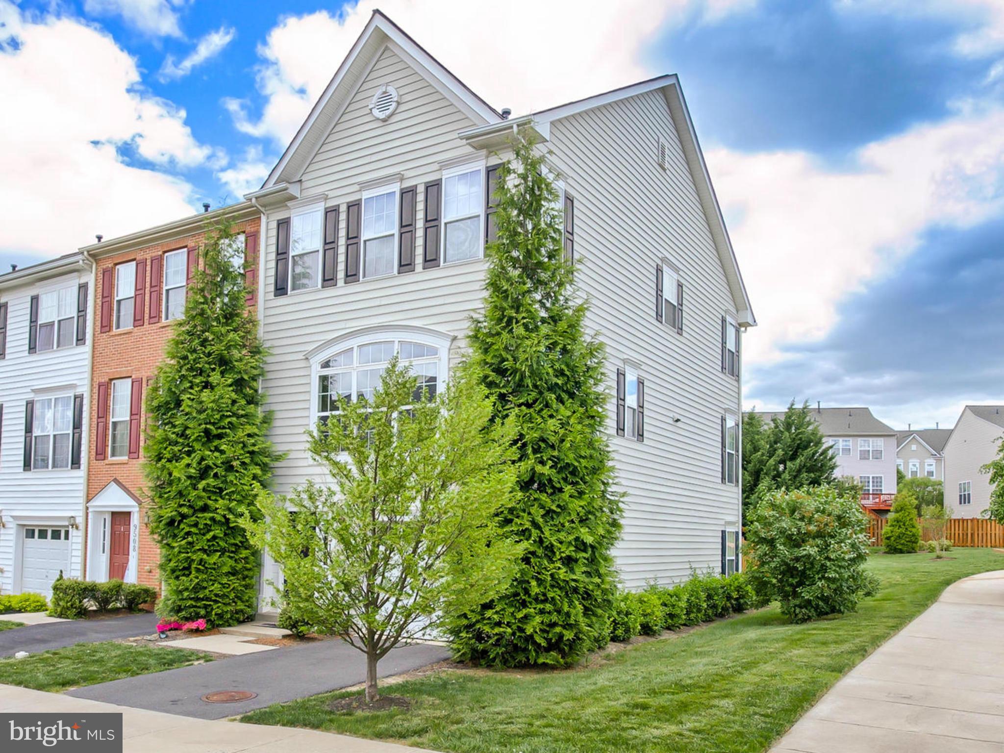 VILLAGES OF URBANA - Residential