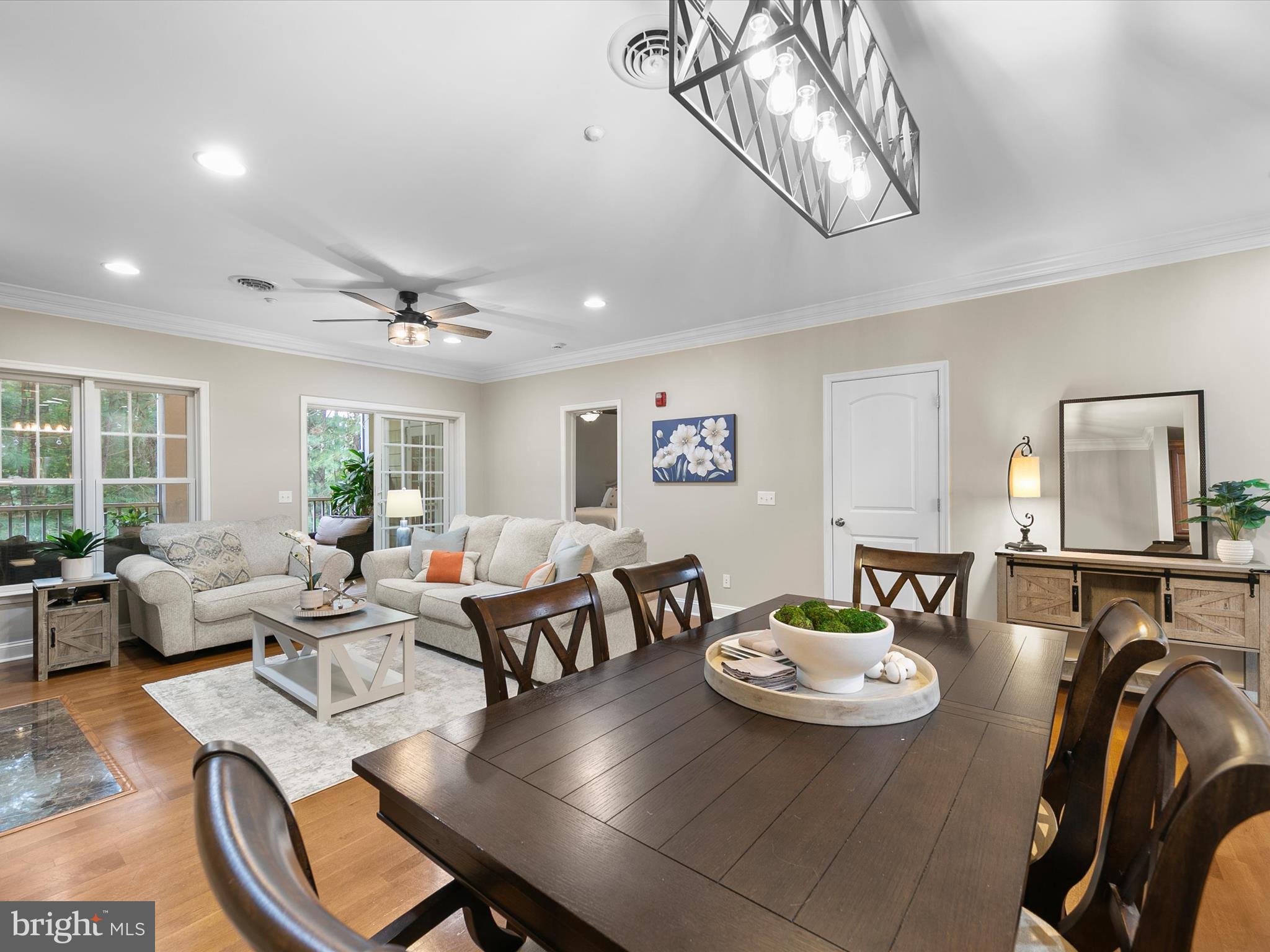 PENINSULA - Residential