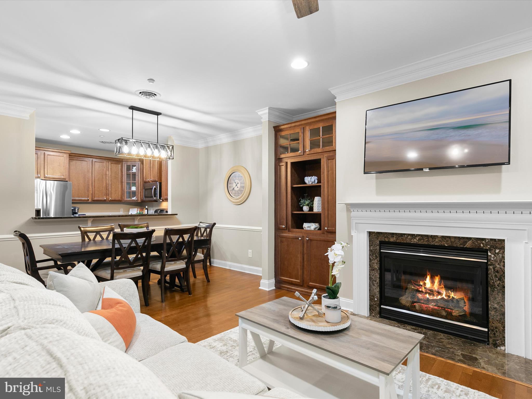 PENINSULA - Residential