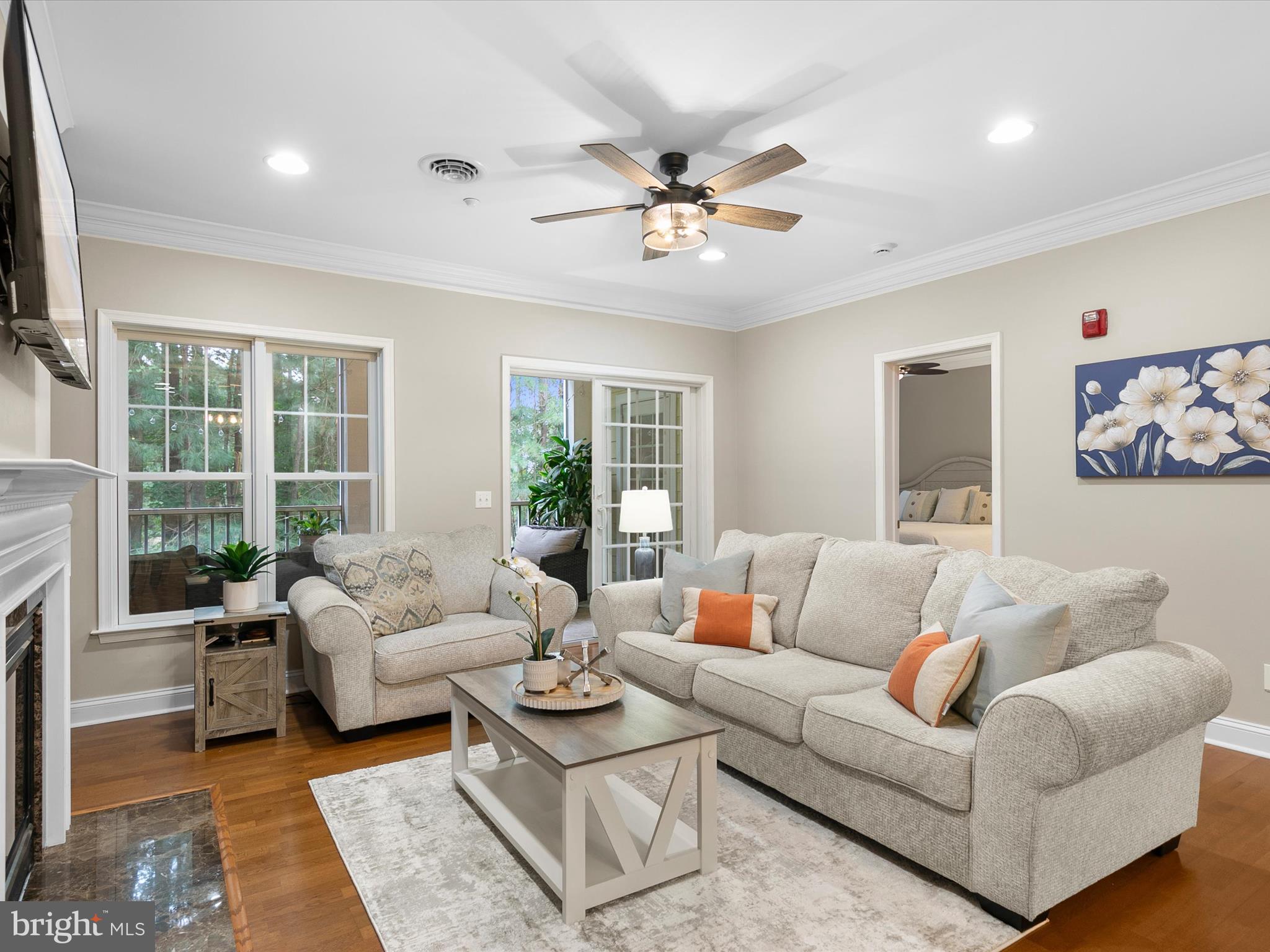 PENINSULA - Residential