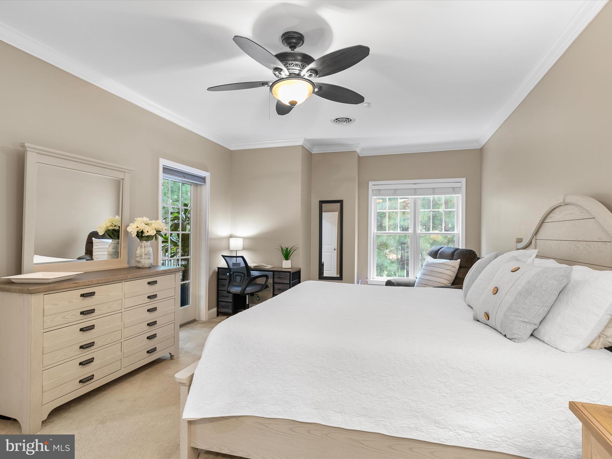 PENINSULA - Residential