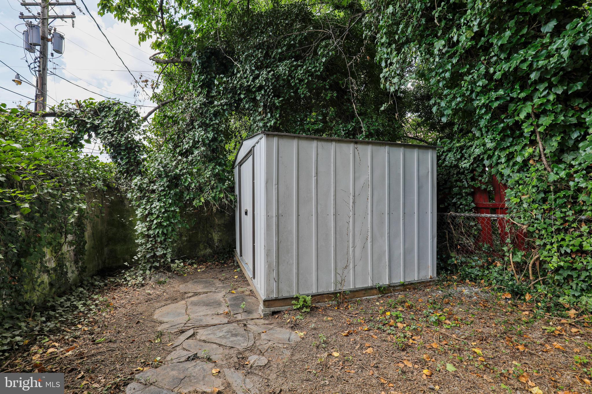 WAVERLY - Residential