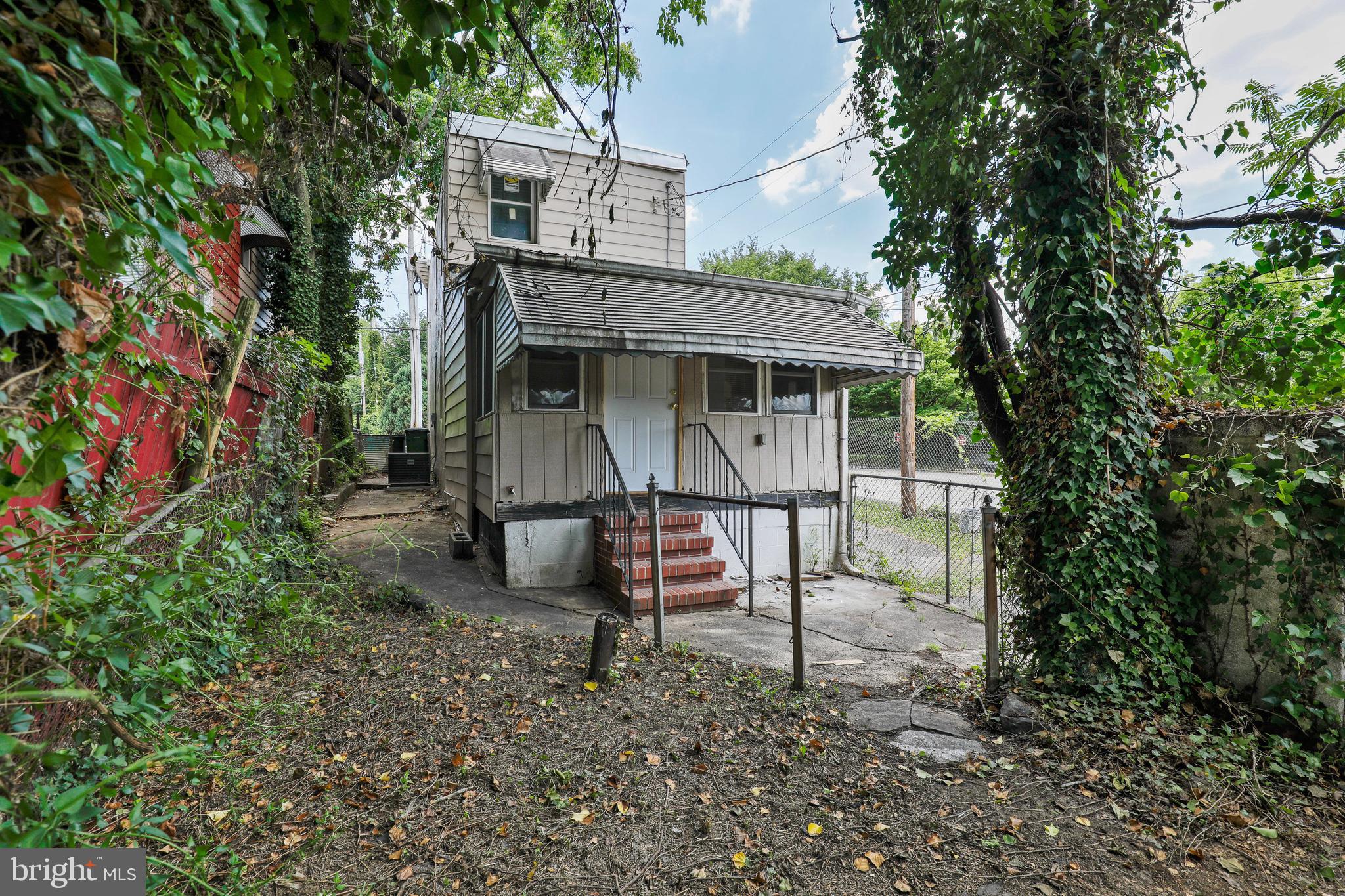 WAVERLY - Residential