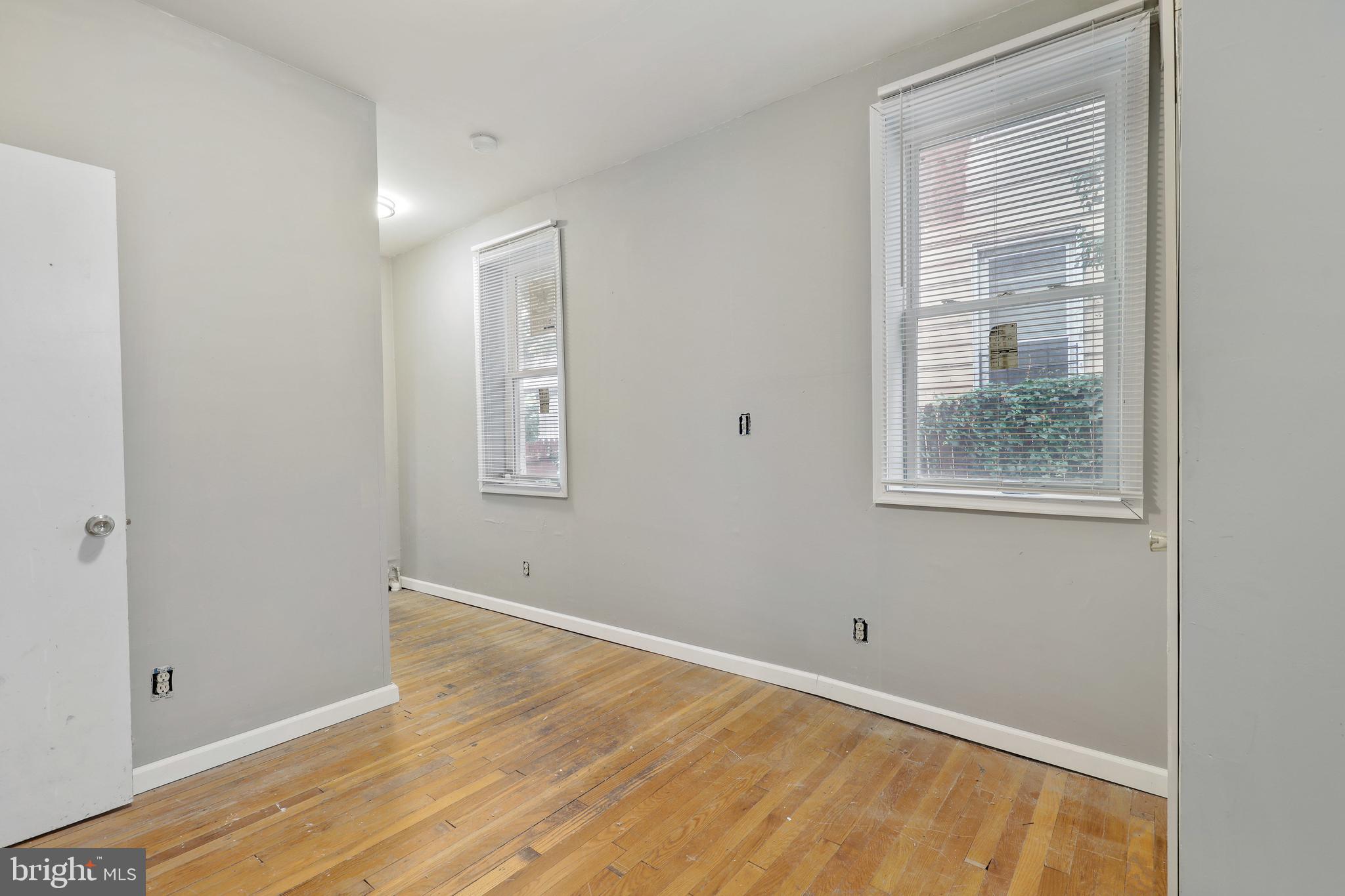 WAVERLY - Residential