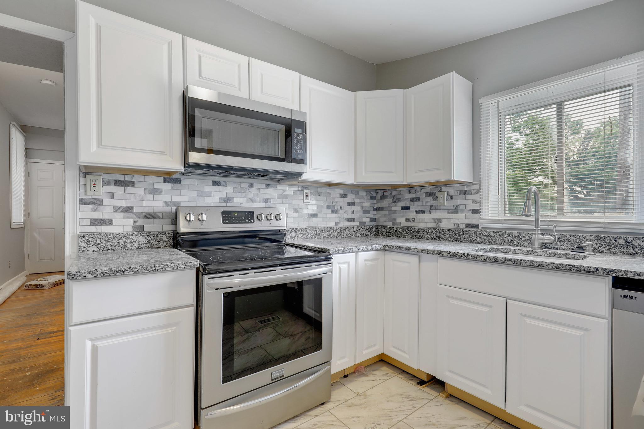 WAVERLY - Residential